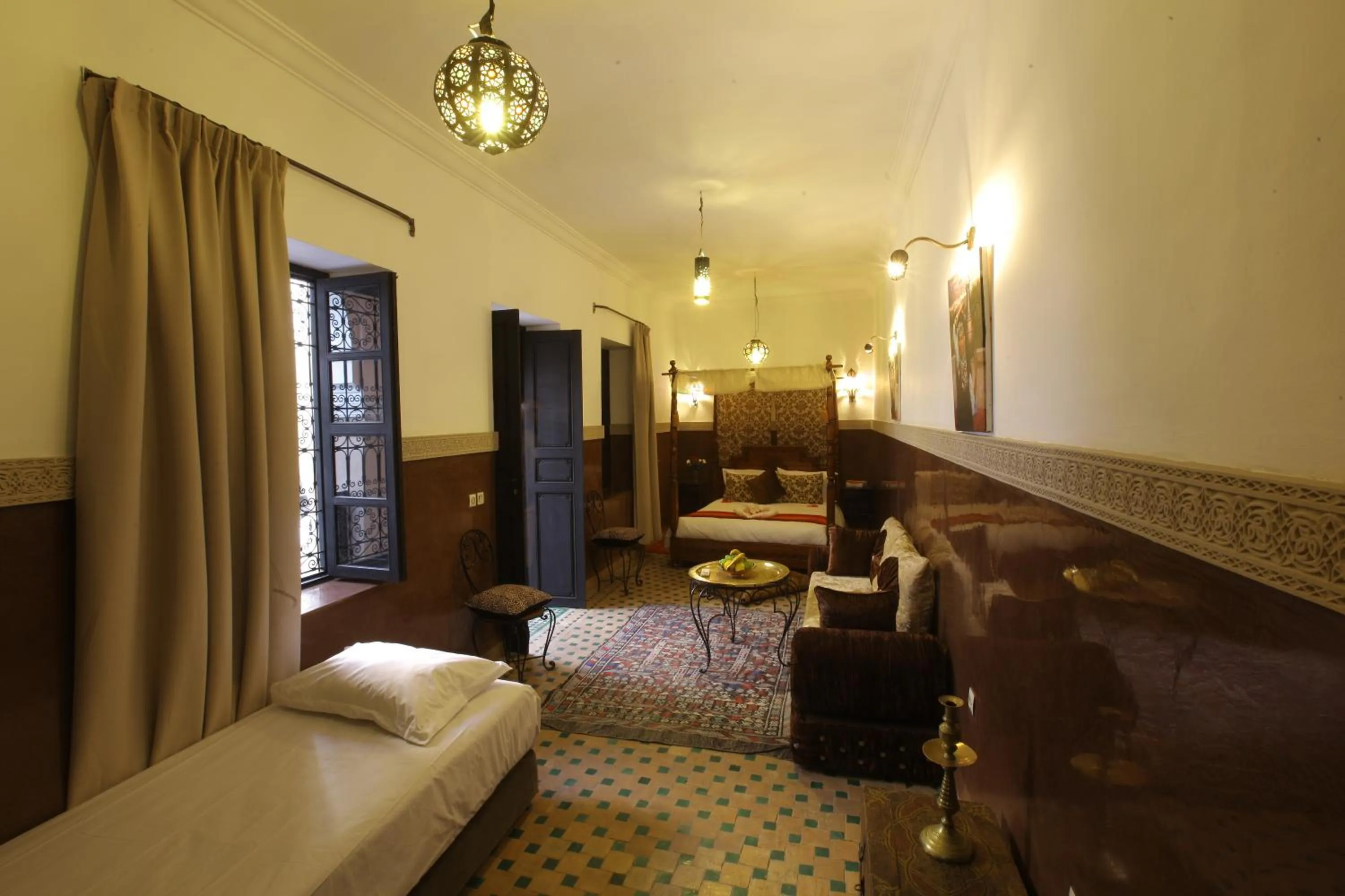 Bedroom in Riad Ciel d'Orient