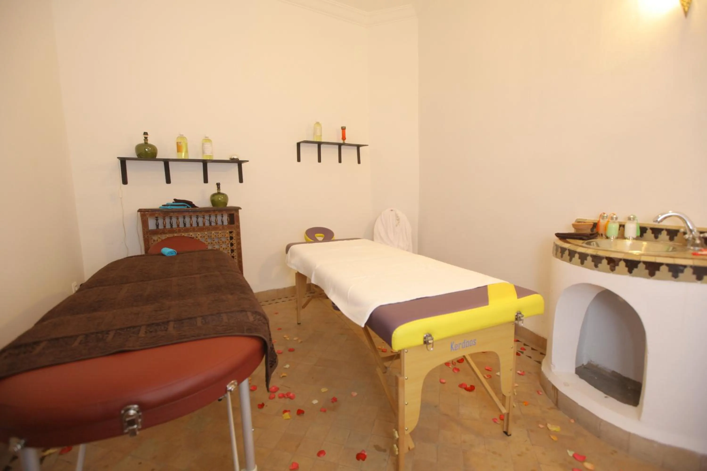 Massage in Riad Ciel d'Orient