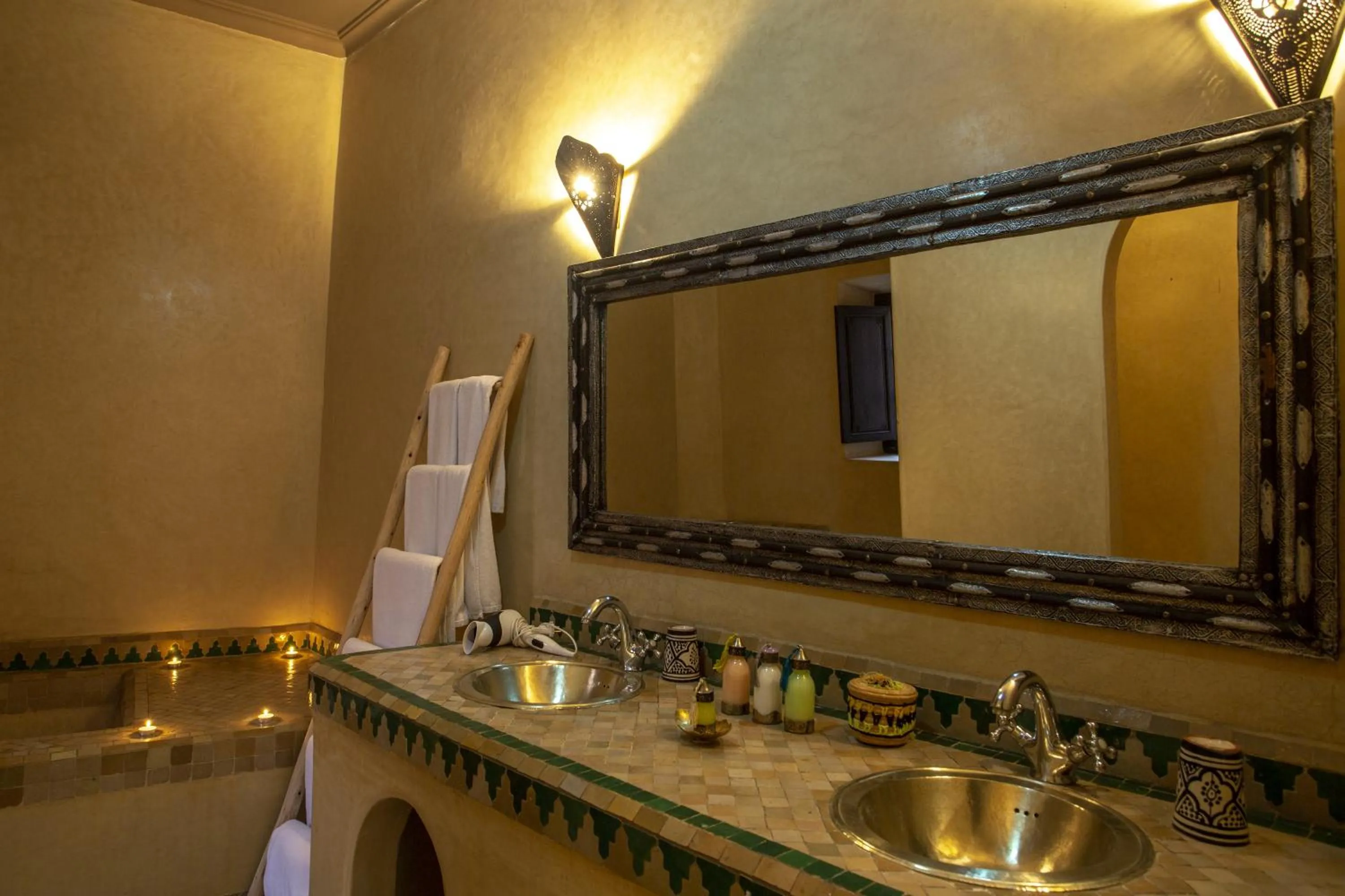 Bathroom in Riad Ciel d'Orient