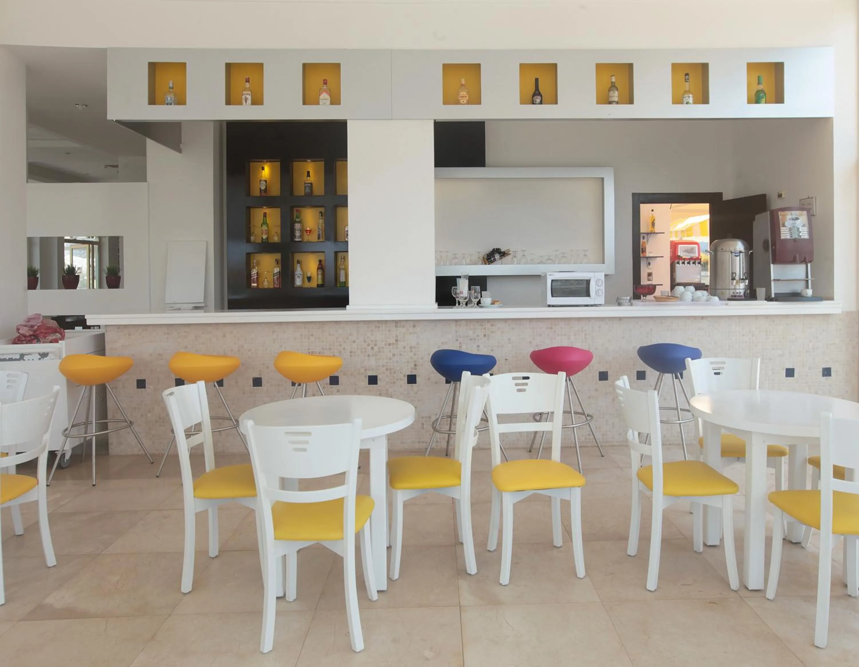 Lounge or bar in Arora Hotel