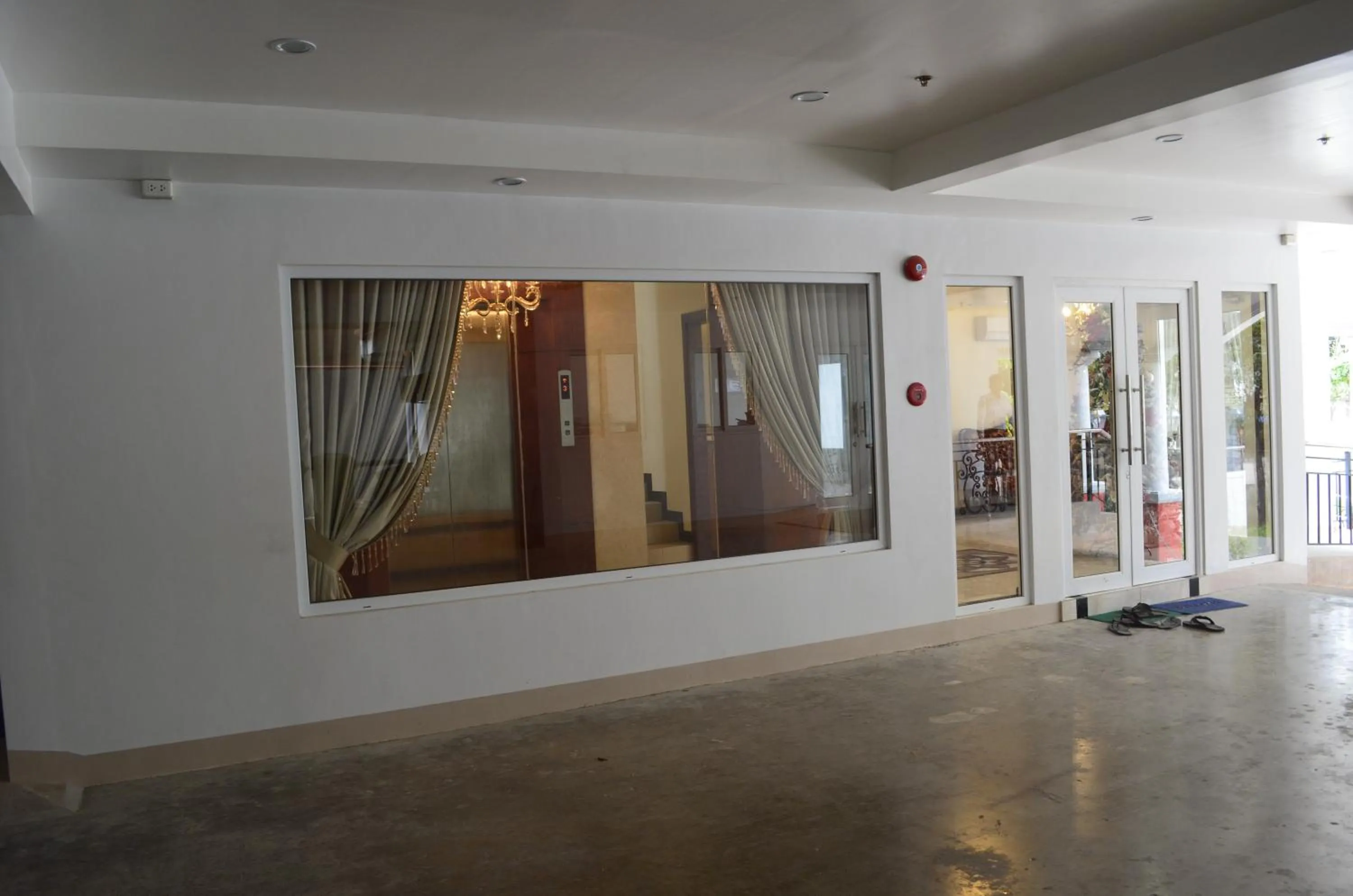 Facade/entrance in Grand Isabella Residences