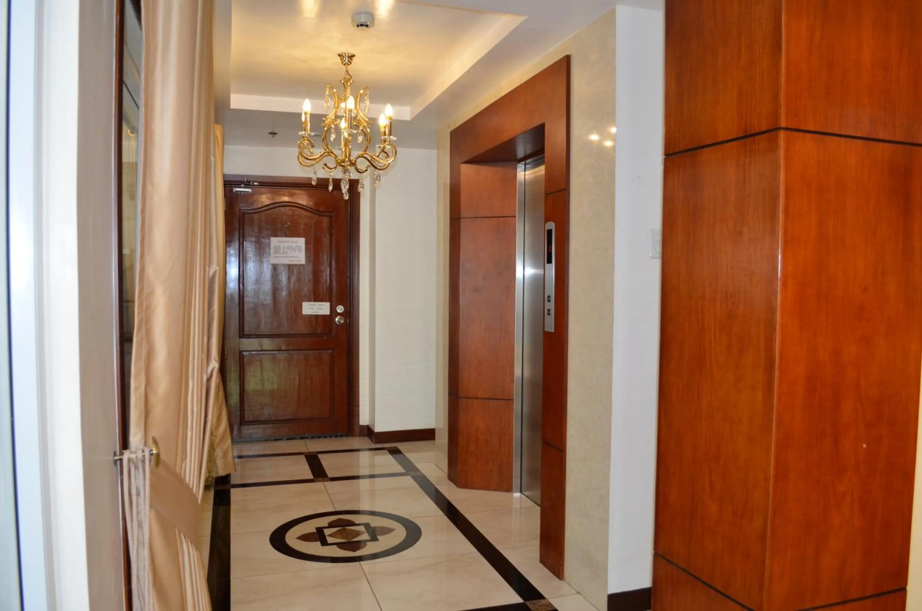 Lobby or reception in Grand Isabella Residences