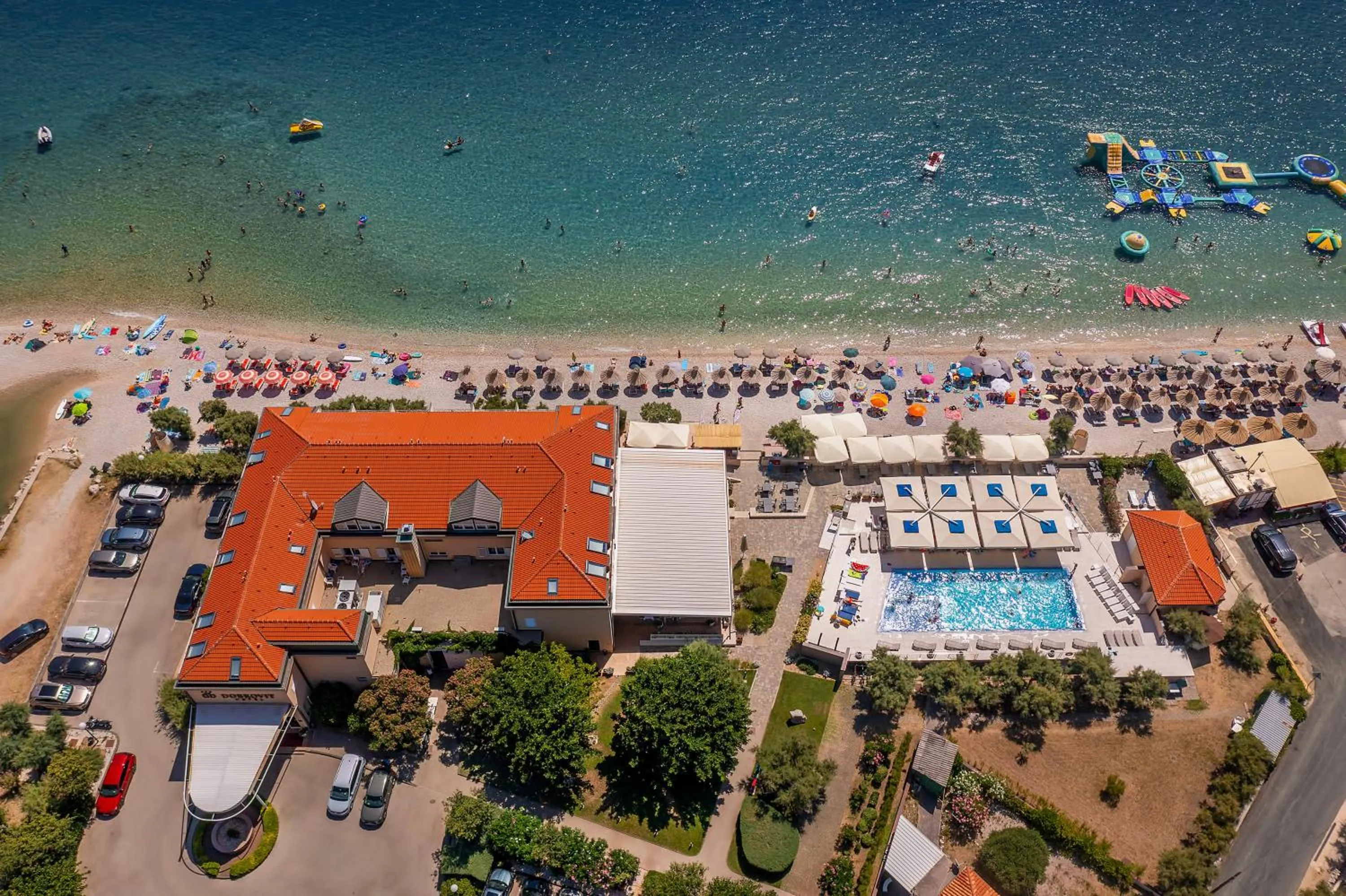 Hotel Dobrovit