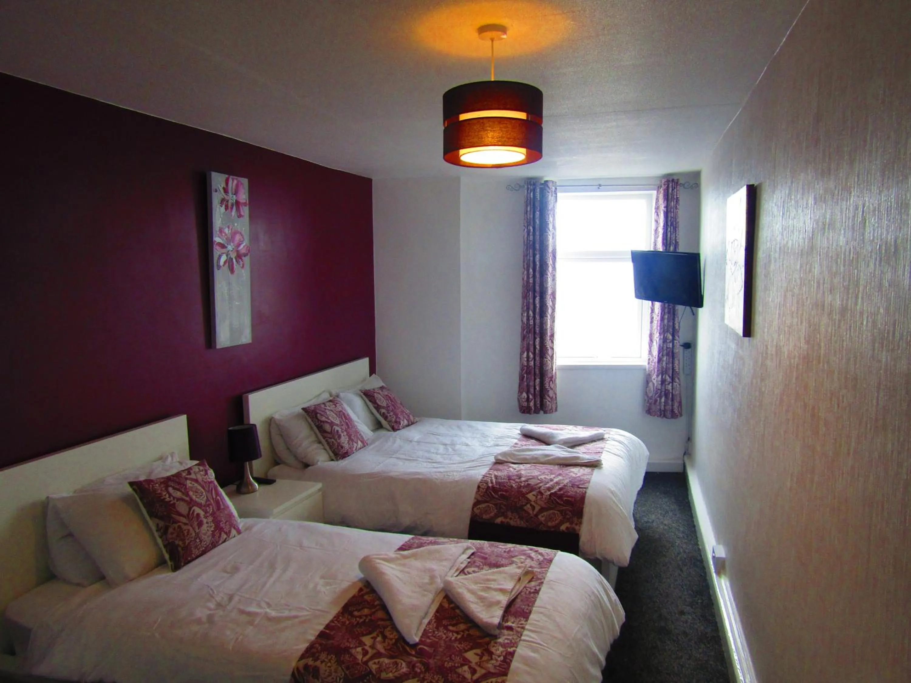 Bedroom, Bed in Alderley Hotel Blackpool