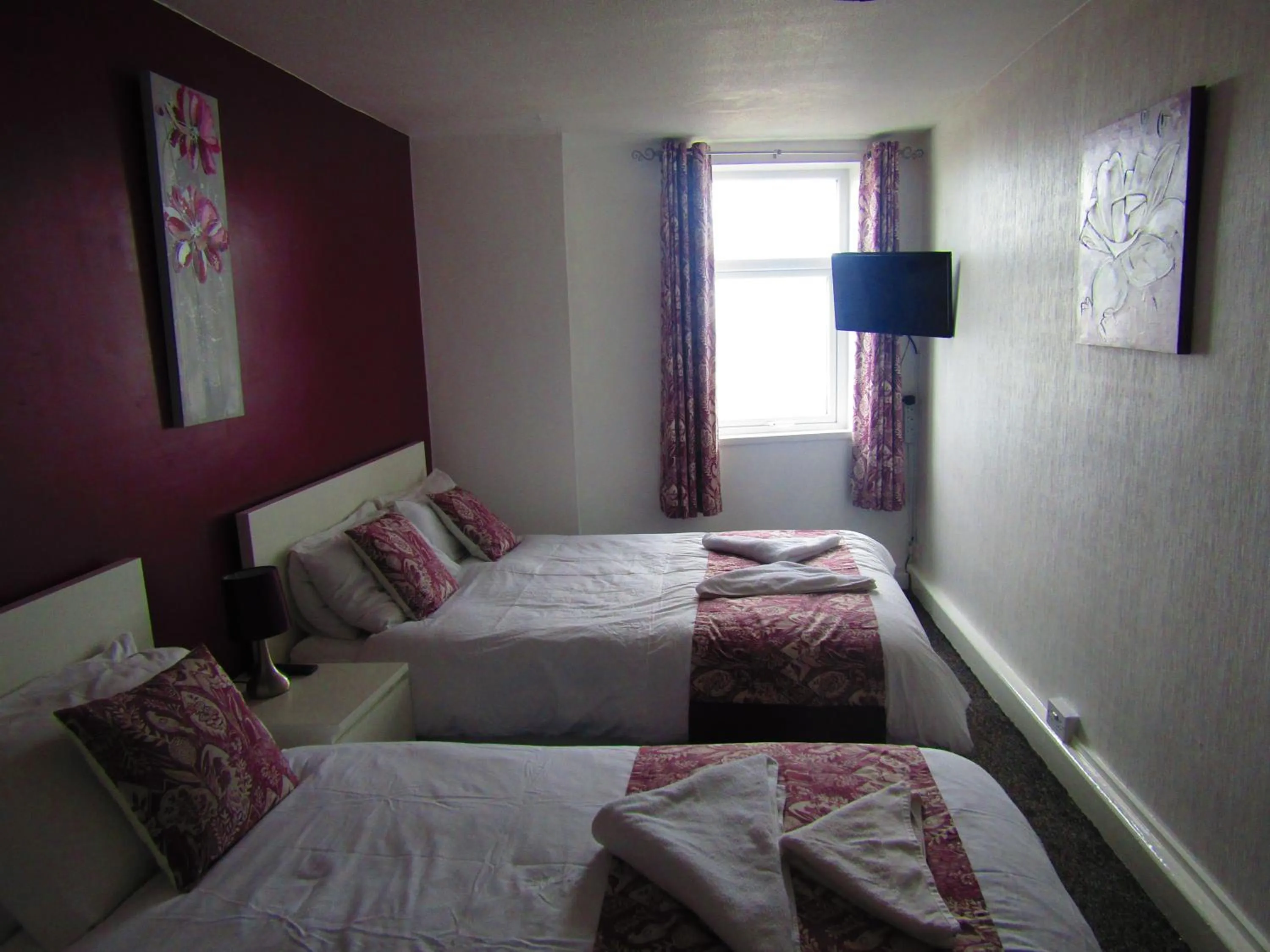 Bedroom, Bed in Alderley Hotel Blackpool