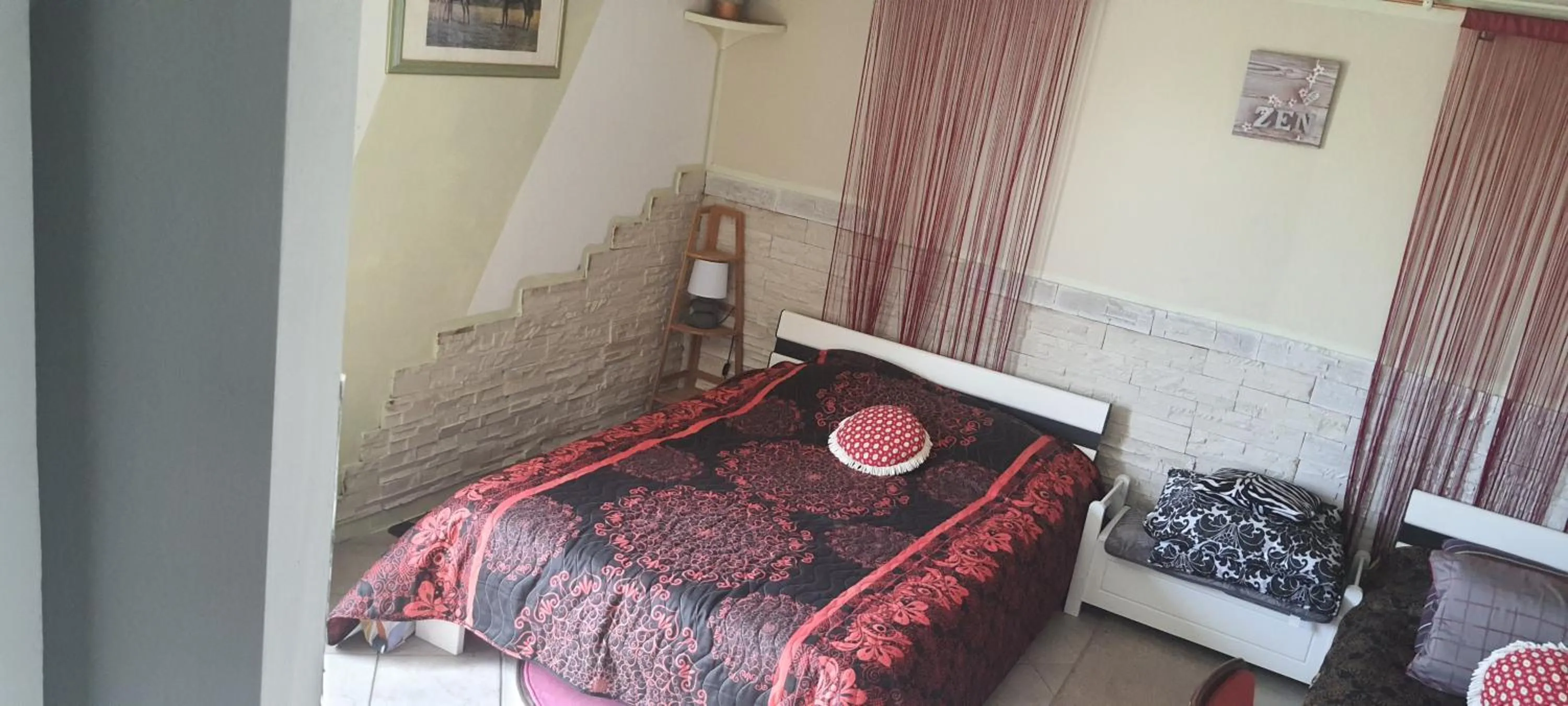 Bed in B&B Chambre Chante Cristal