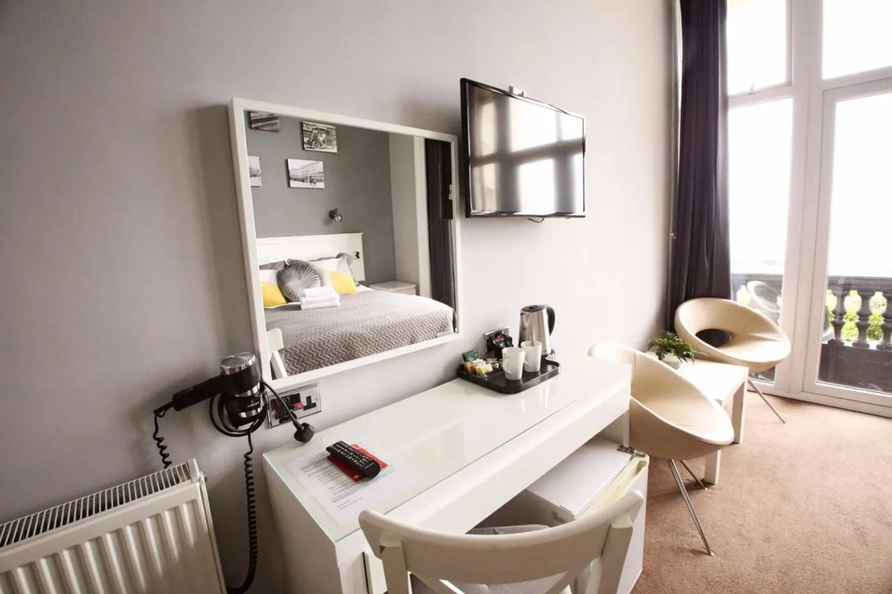 Bed in The Lansdowne