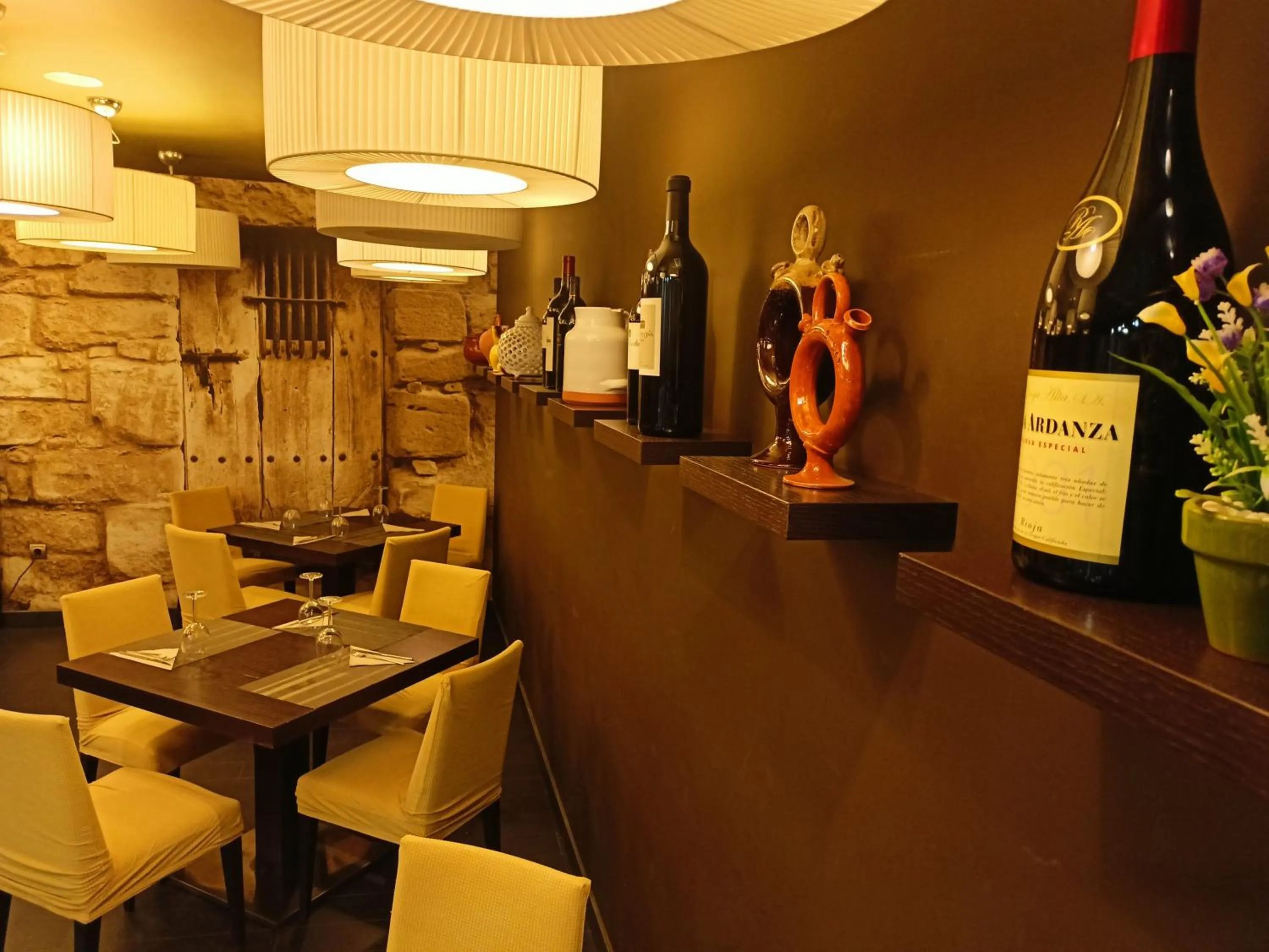 Restaurant/places to eat in Hotel Rey Sancho