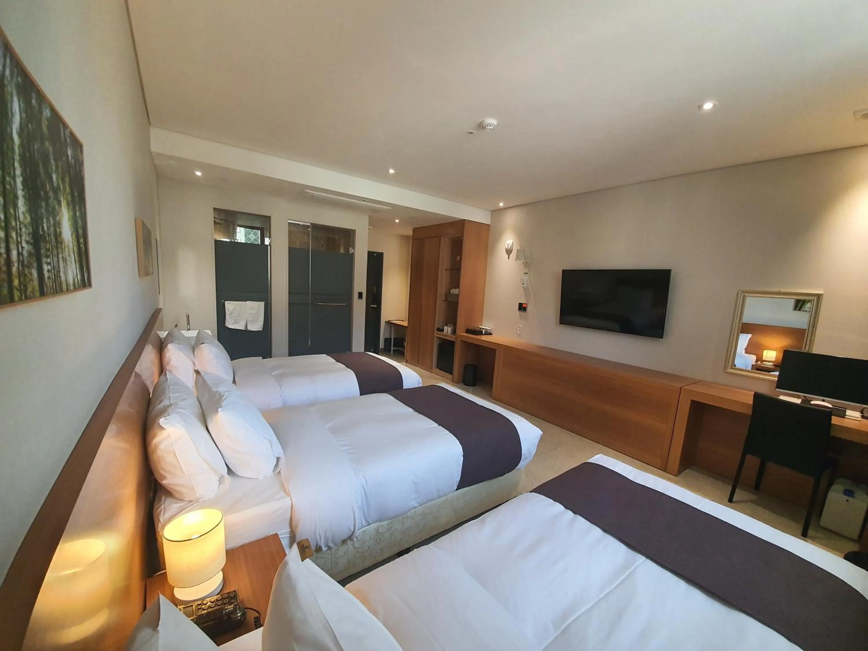 Decorative detail, Bed in Benikea Hotel Yangsan