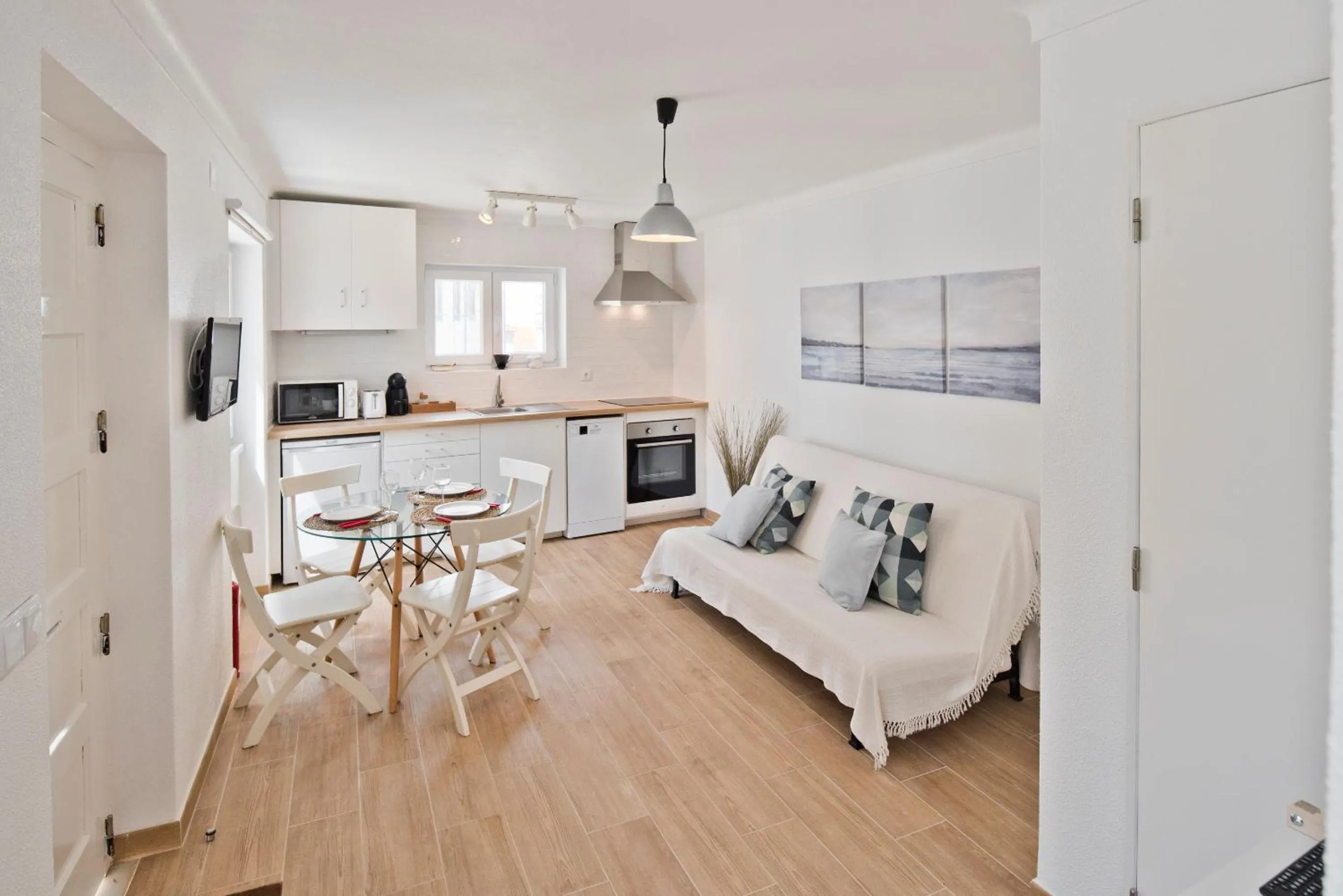 BmyGuest - Ericeira Typical Apartment