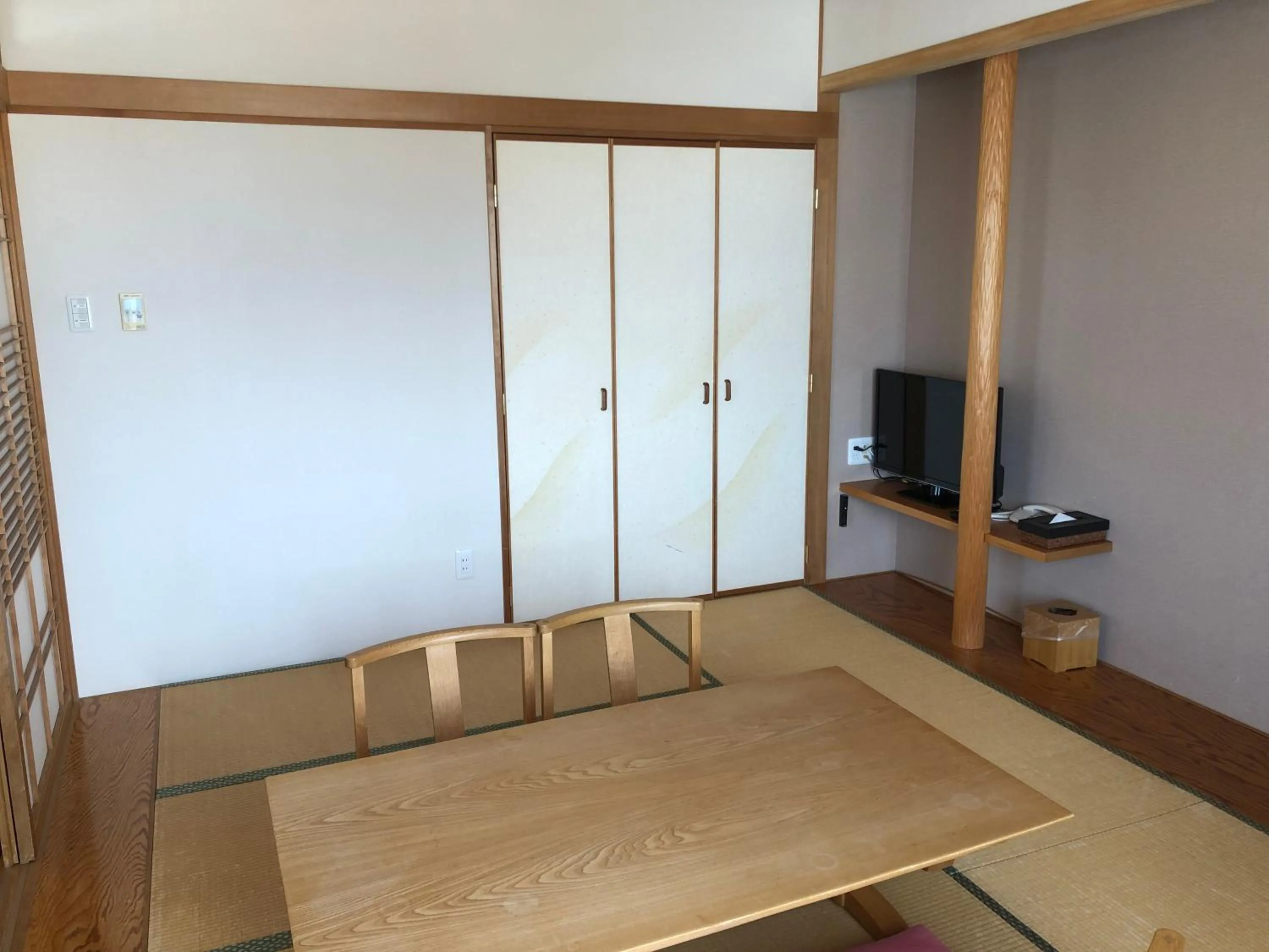 TV and multimedia, Bed in Dormy Inn PREMIUM Kushiro