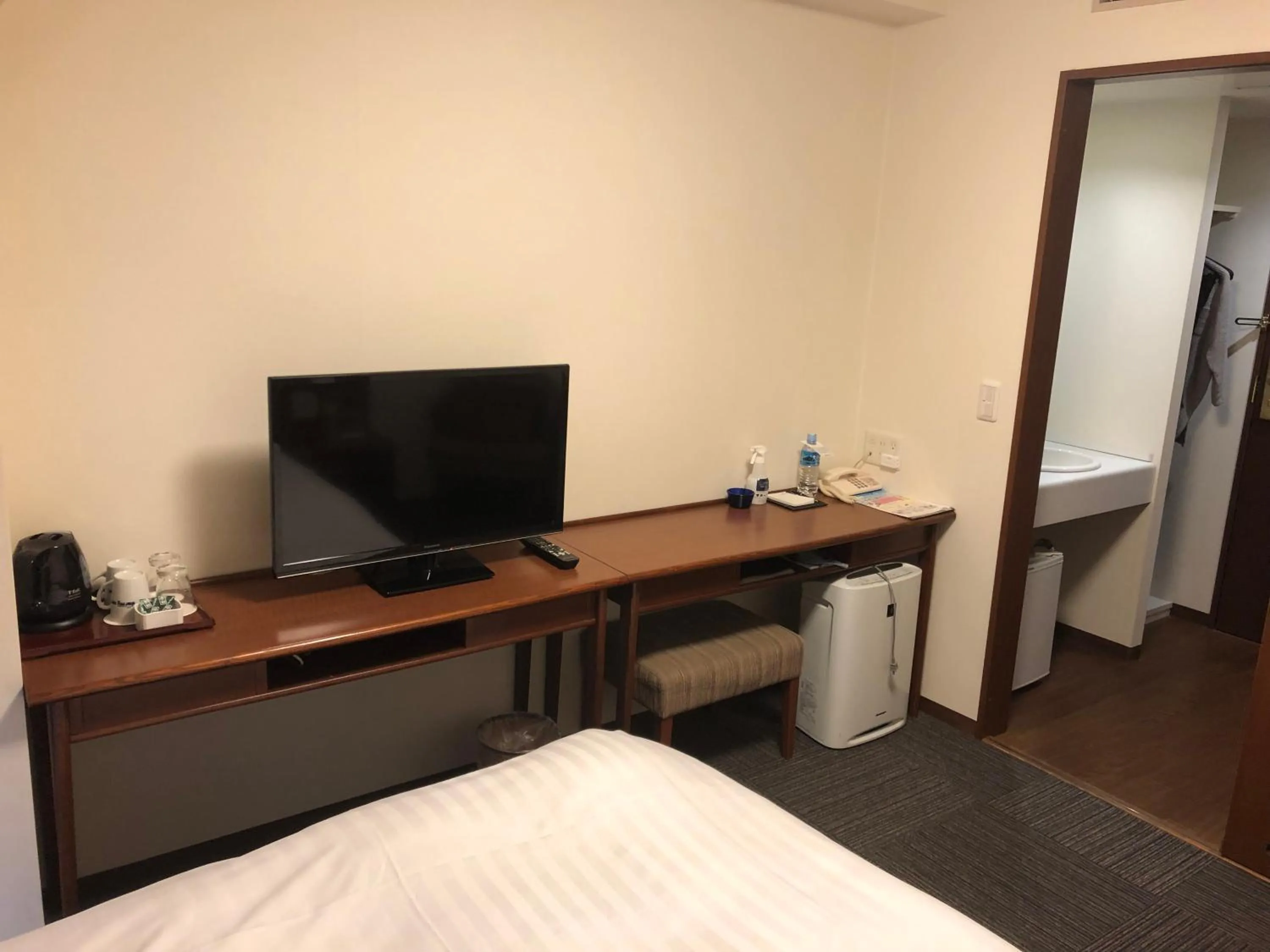 Bedroom, Bed in Dormy Inn PREMIUM Kushiro
