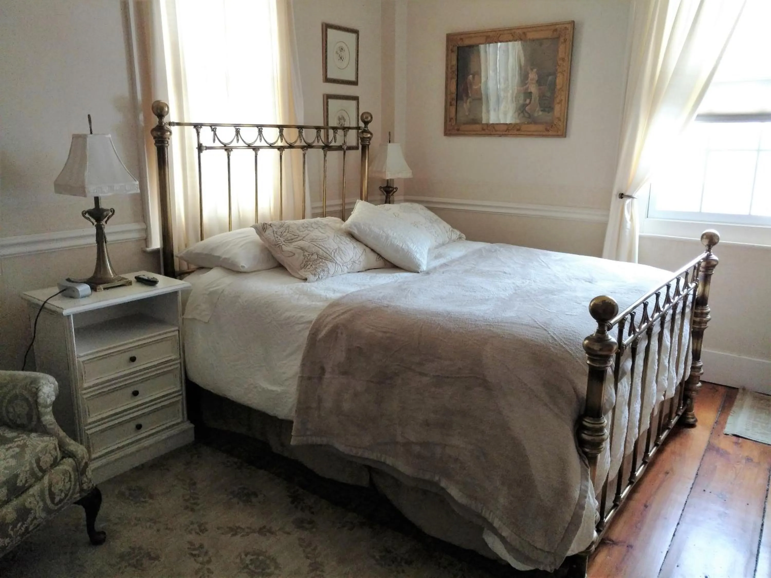 Bed in Daniel Stebbins B and B
