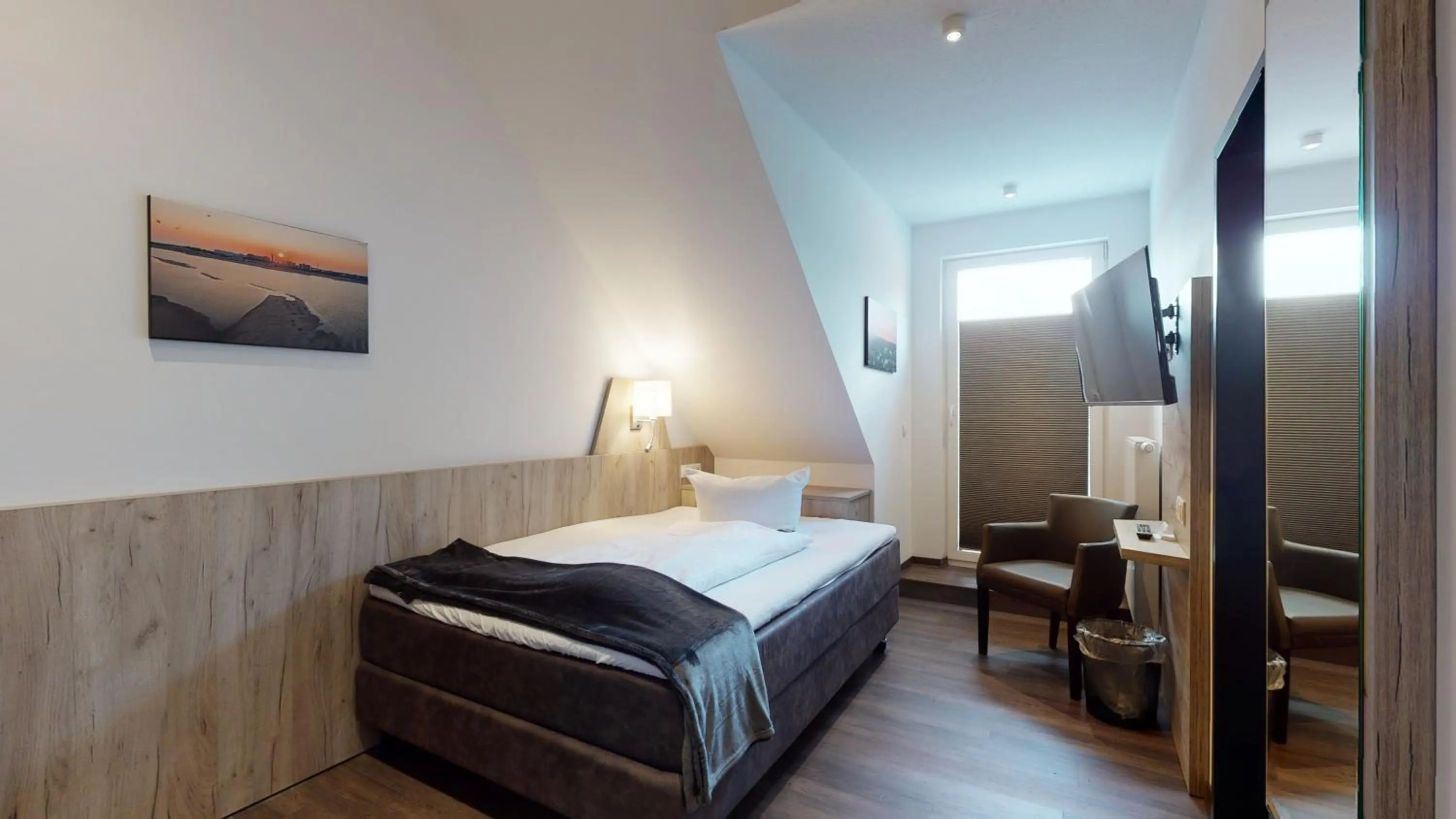 Bed in WH Hotels Papenburg Zentrum