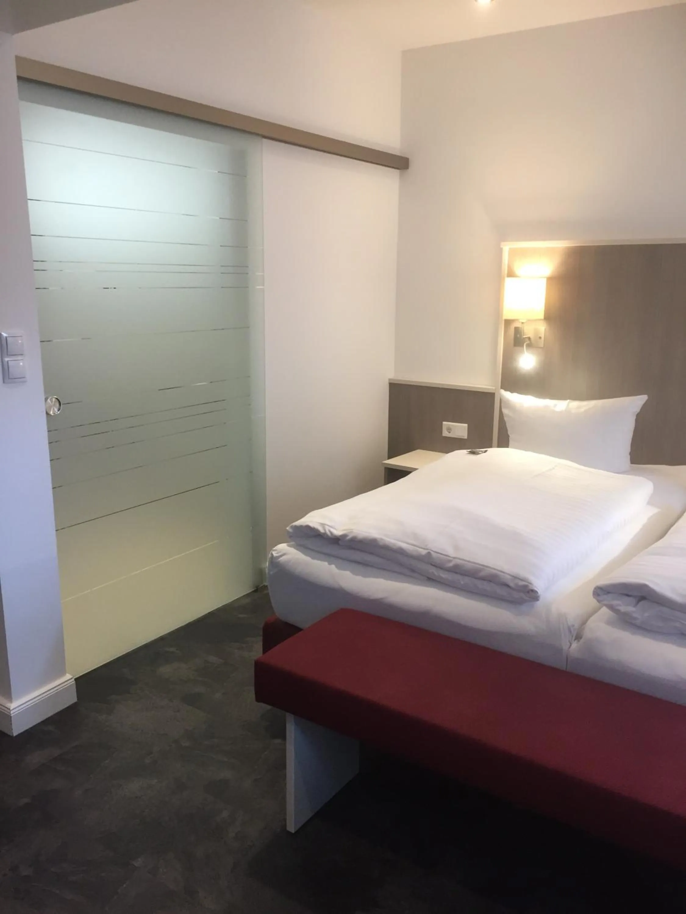 Bed in WH Hotels Papenburg Zentrum