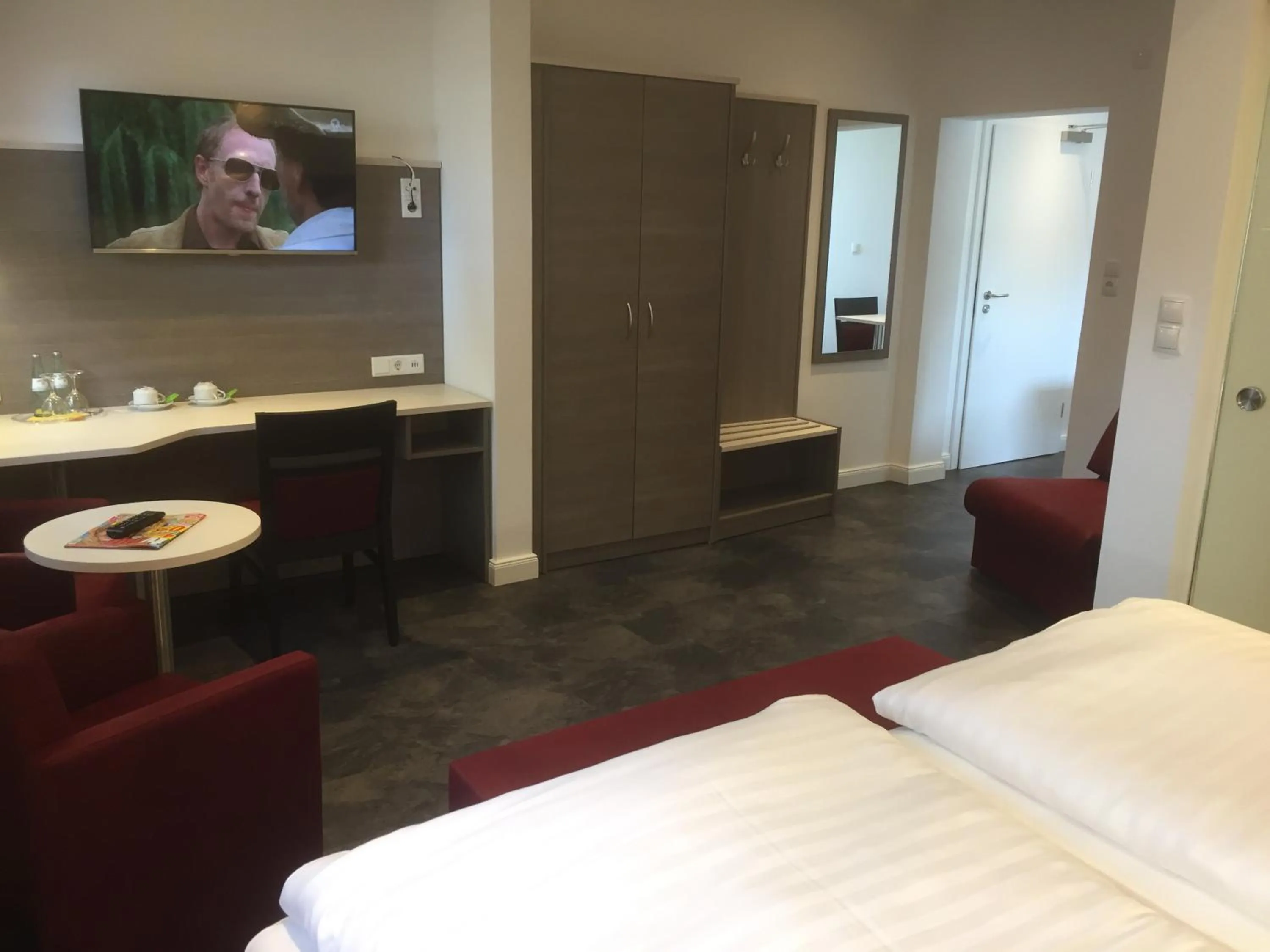 Bed in WH Hotels Papenburg Zentrum