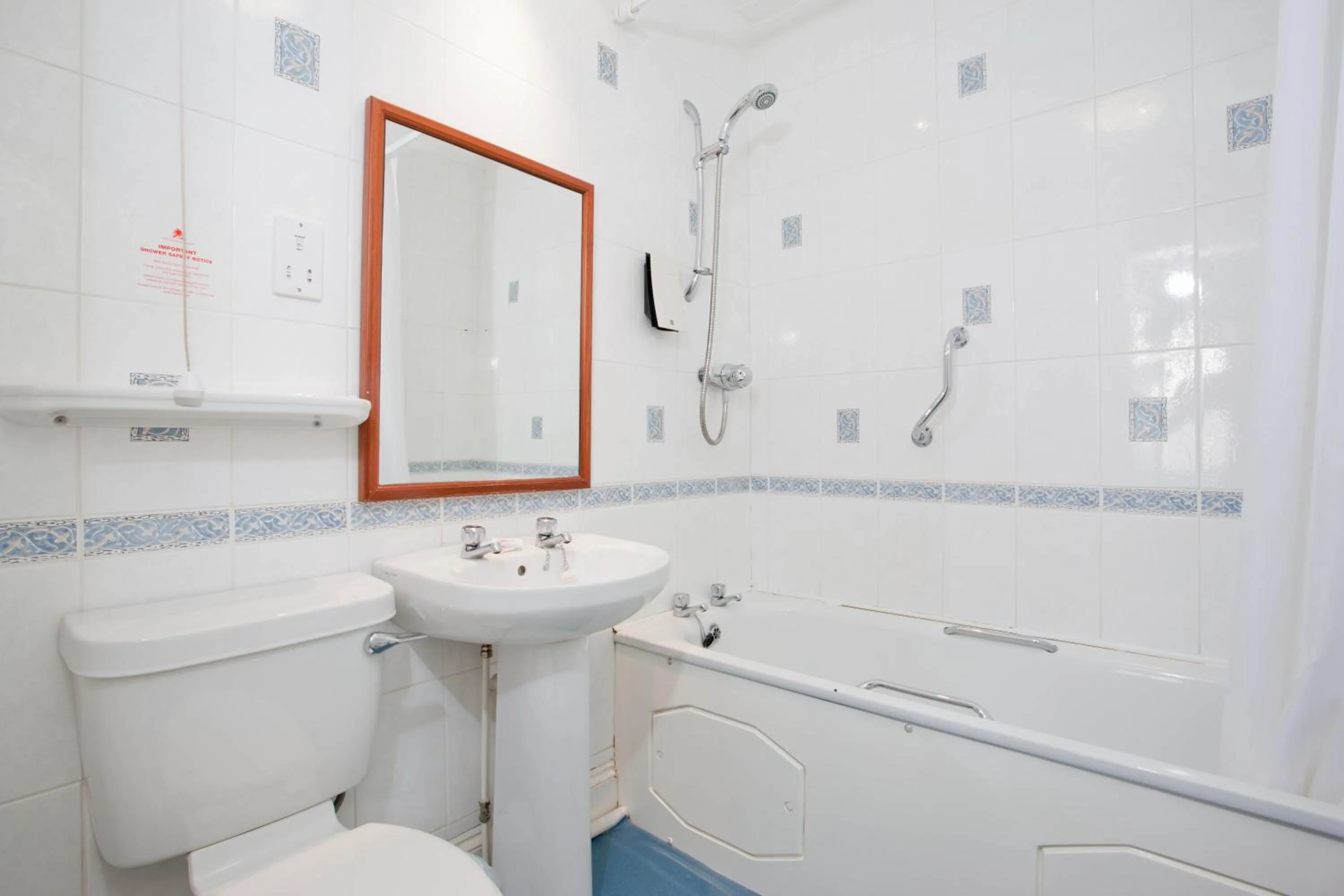 Toilet in TLH Derwent Hotel - TLH Leisure, Entertainment and Spa Resort