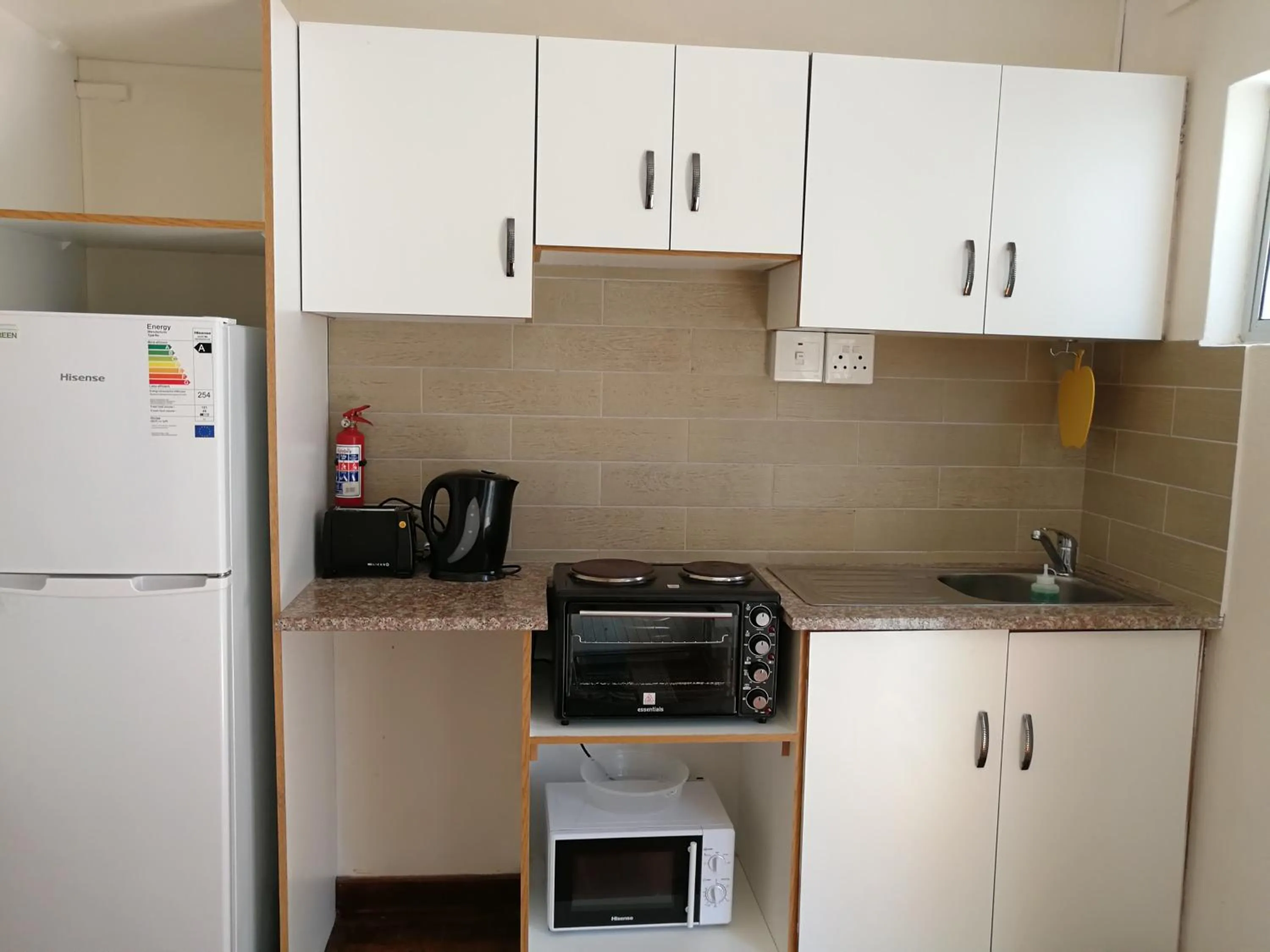 Kitchen or kitchenette in Bluff Accommodation Aybriden Self-Catering
