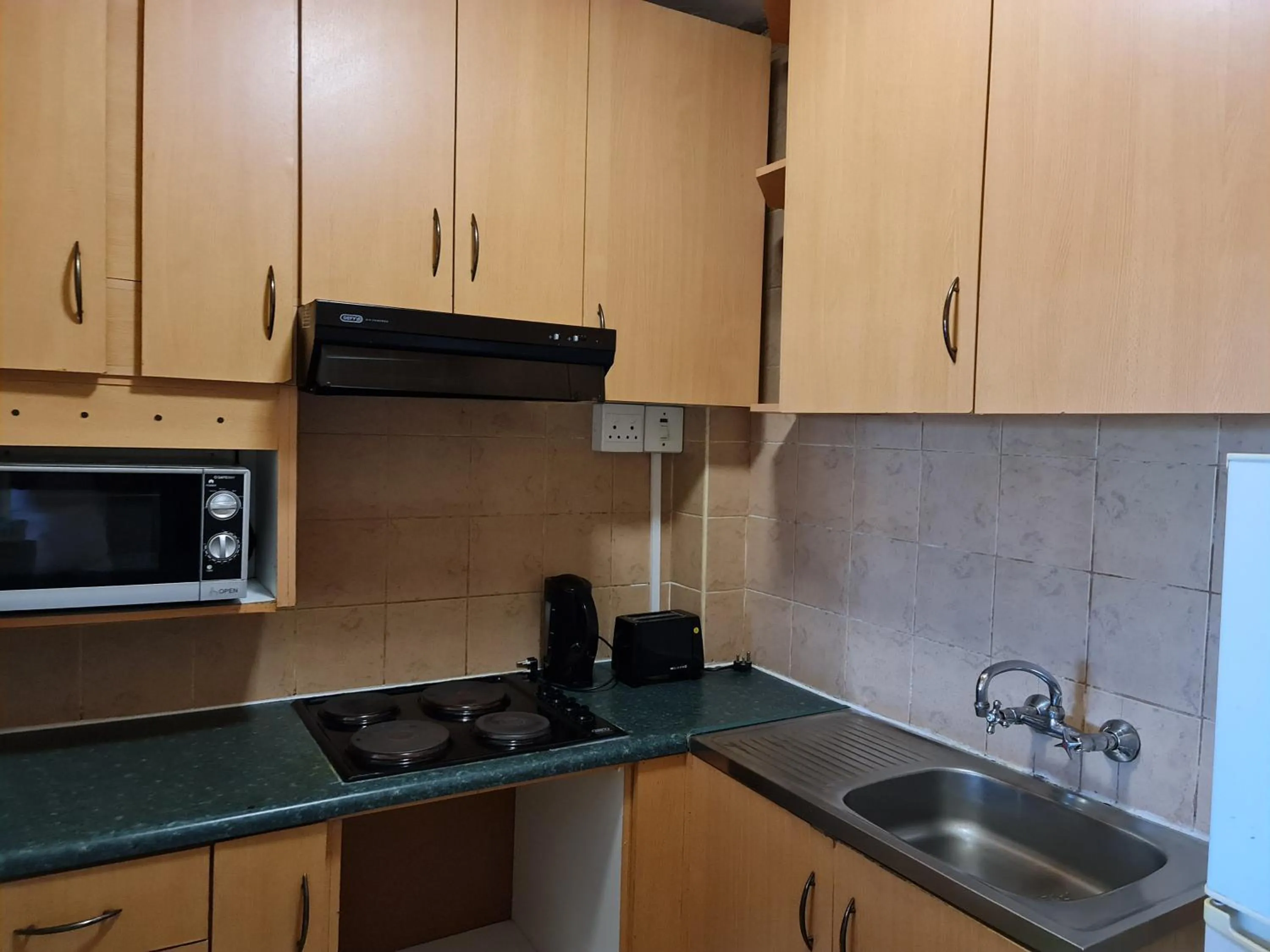 Kitchen or kitchenette in Bluff Accommodation Aybriden Self-Catering