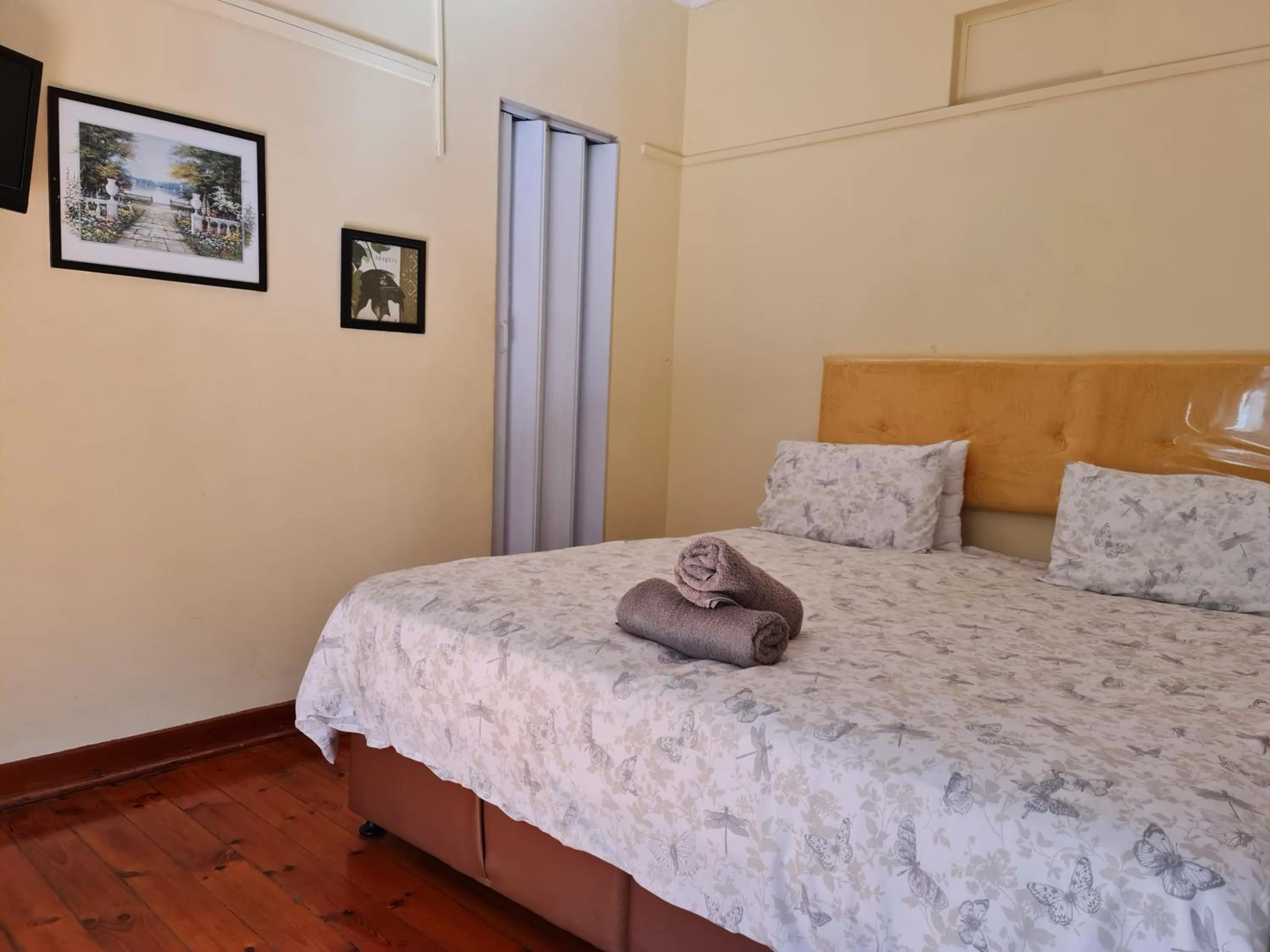 Bedroom, Bed in Bluff Accommodation Aybriden Self-Catering