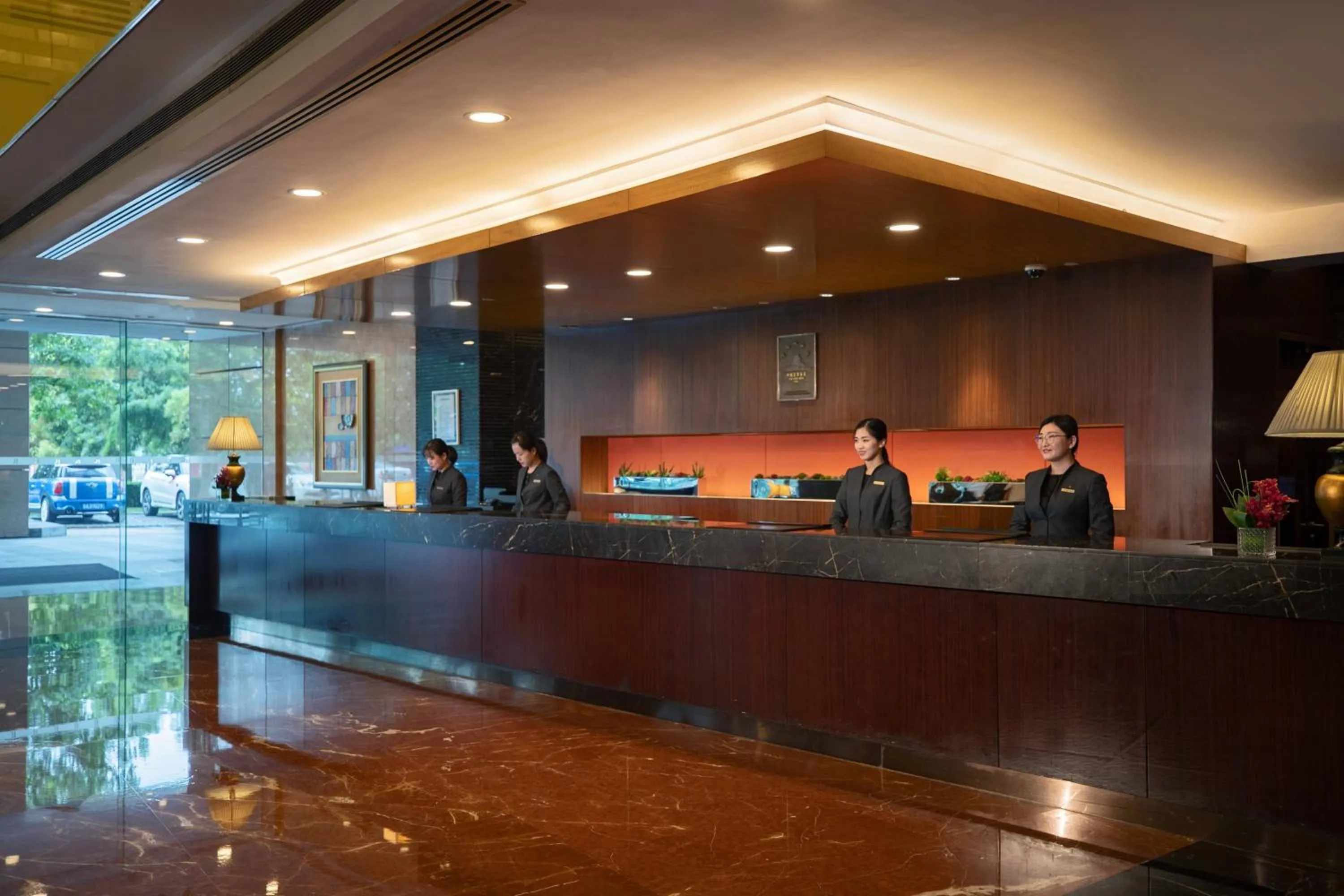 Lobby or reception in Renaissance Tianjin TEDA Convention Centre Hotel