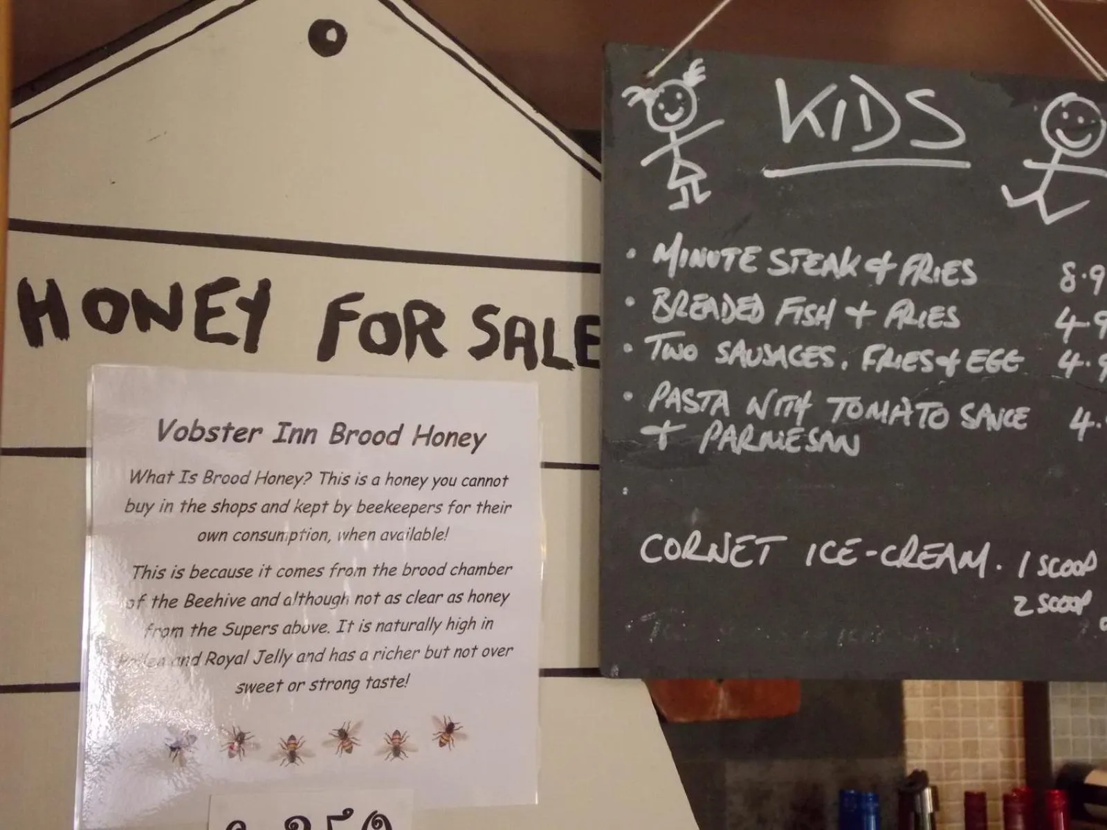 Decorative detail in The Vobster Inn