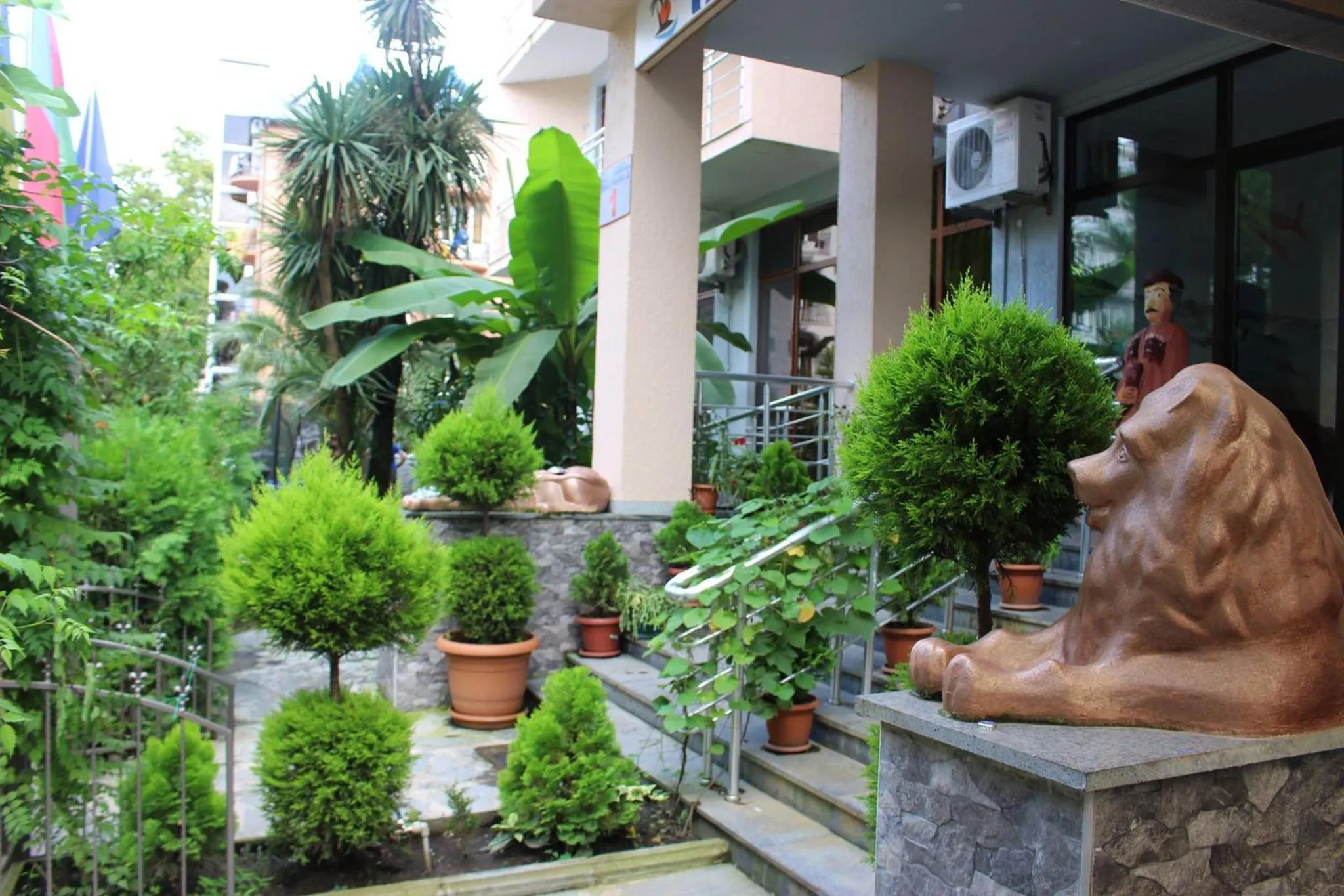 Facade/entrance in Hotel Inter