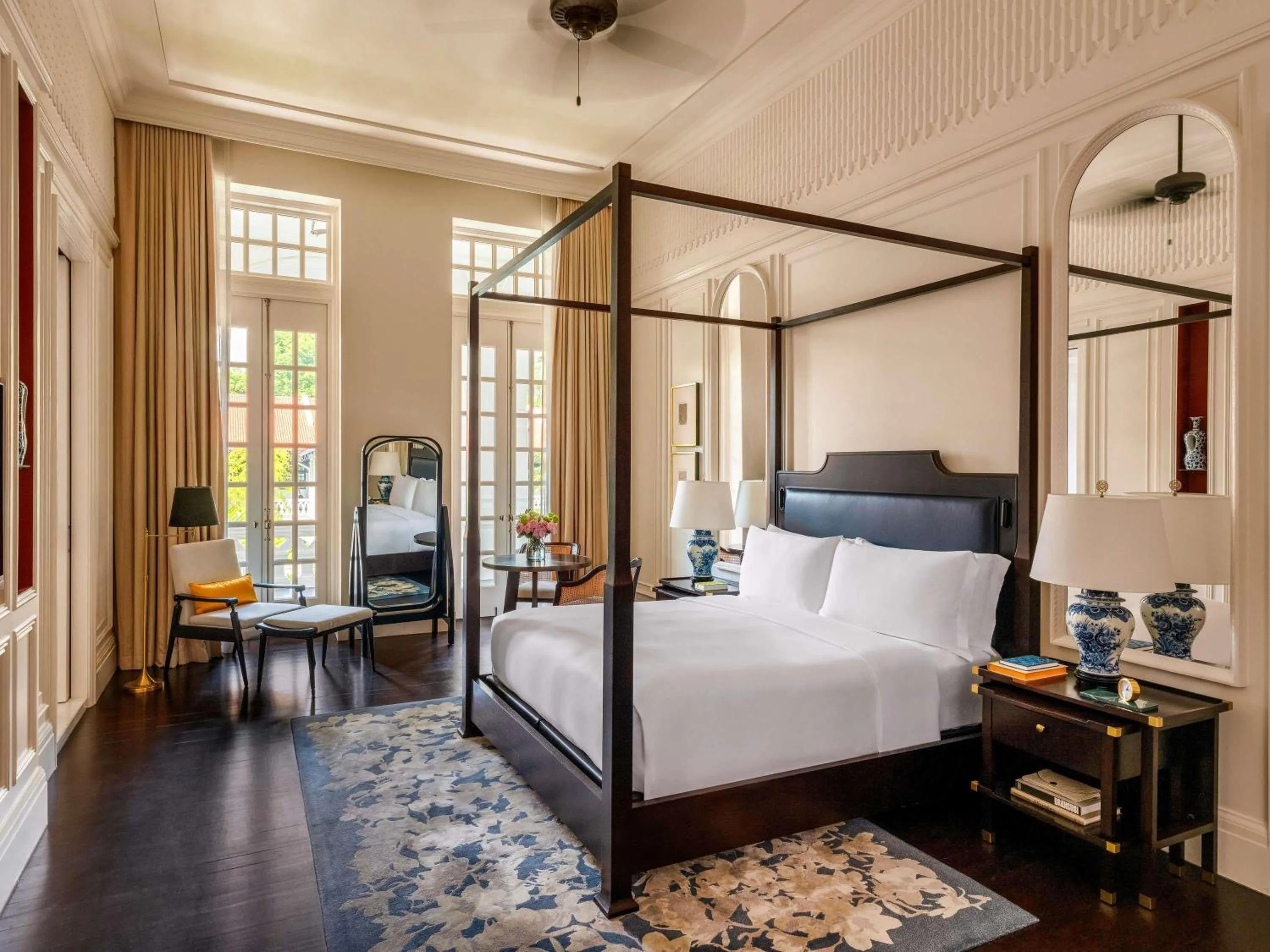 Bedroom, Bed in Raffles Singapore