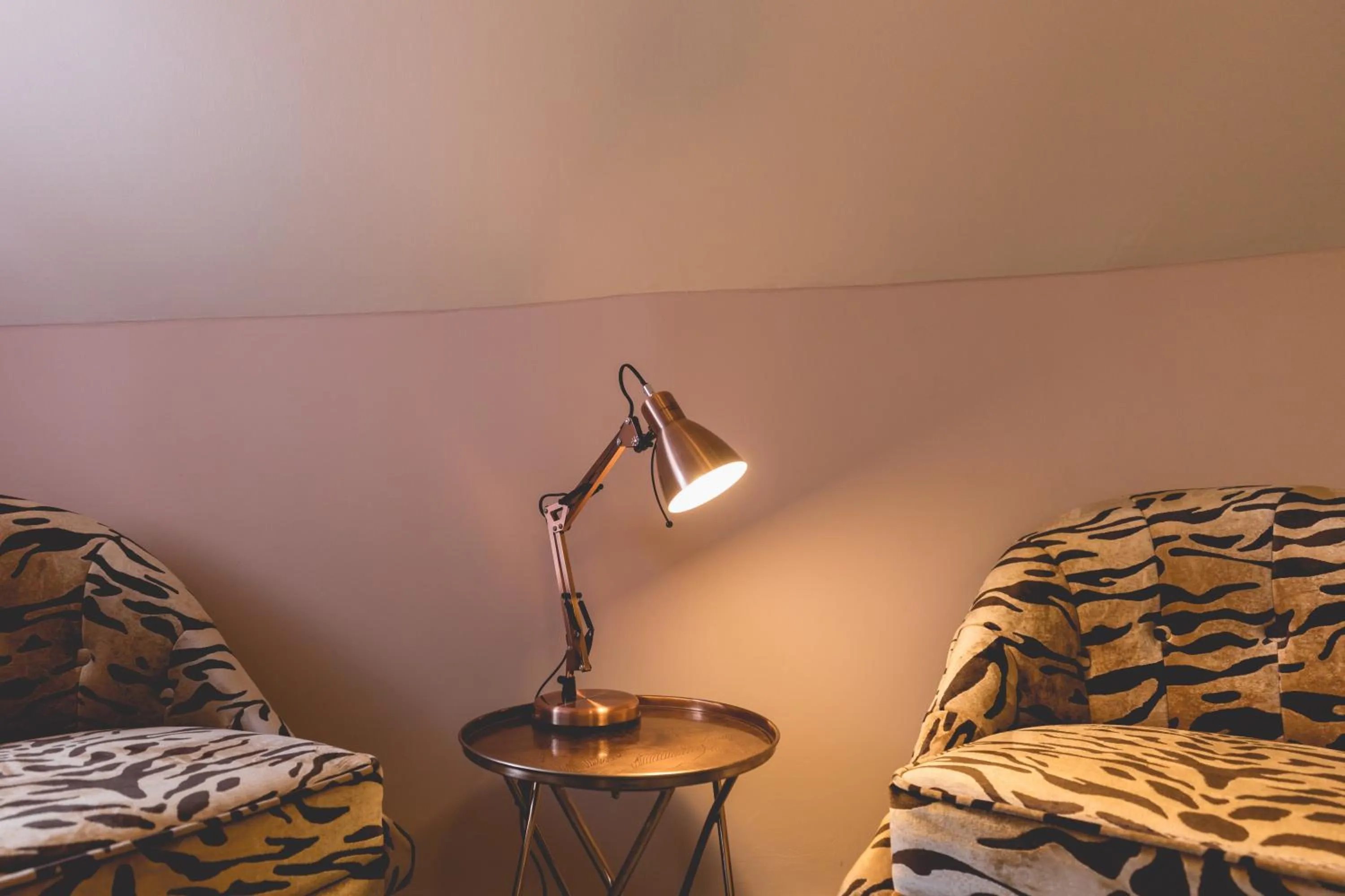 Seating area, Bed in The Old Vicarage Hotel & Restaurant