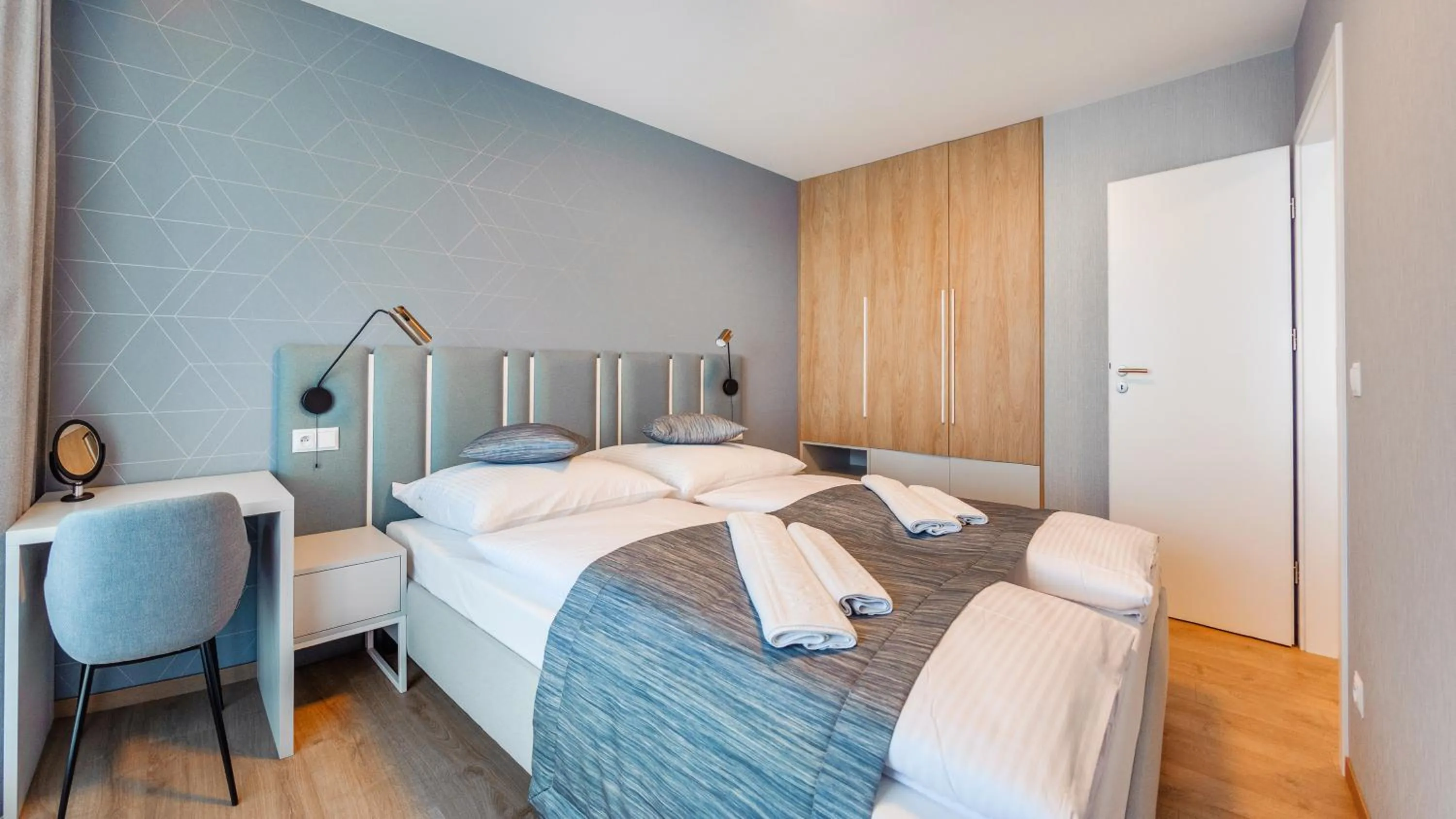 Bed in Na Klifie, Sun & Snow