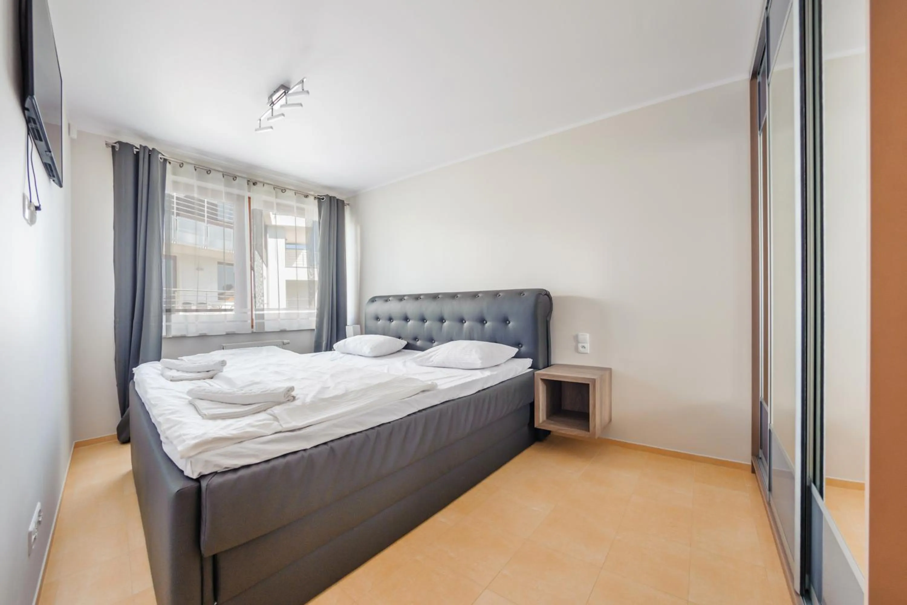 Bed in Na Klifie, Sun & Snow