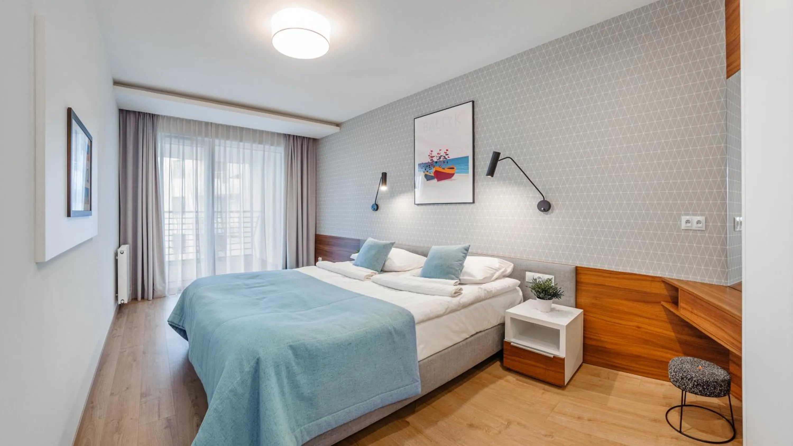 Bed in Na Klifie, Sun & Snow