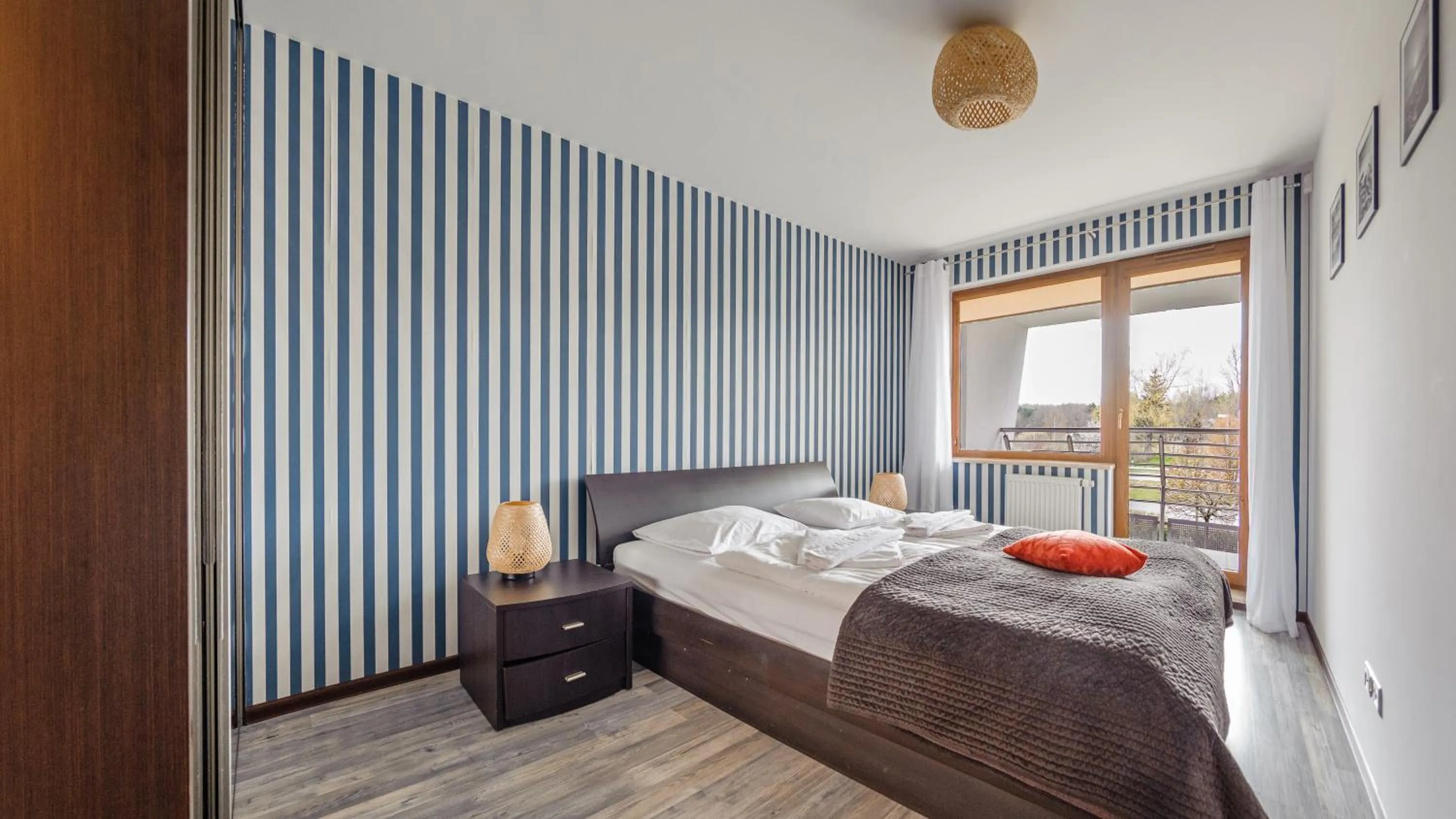 Bed in Na Klifie, Sun & Snow