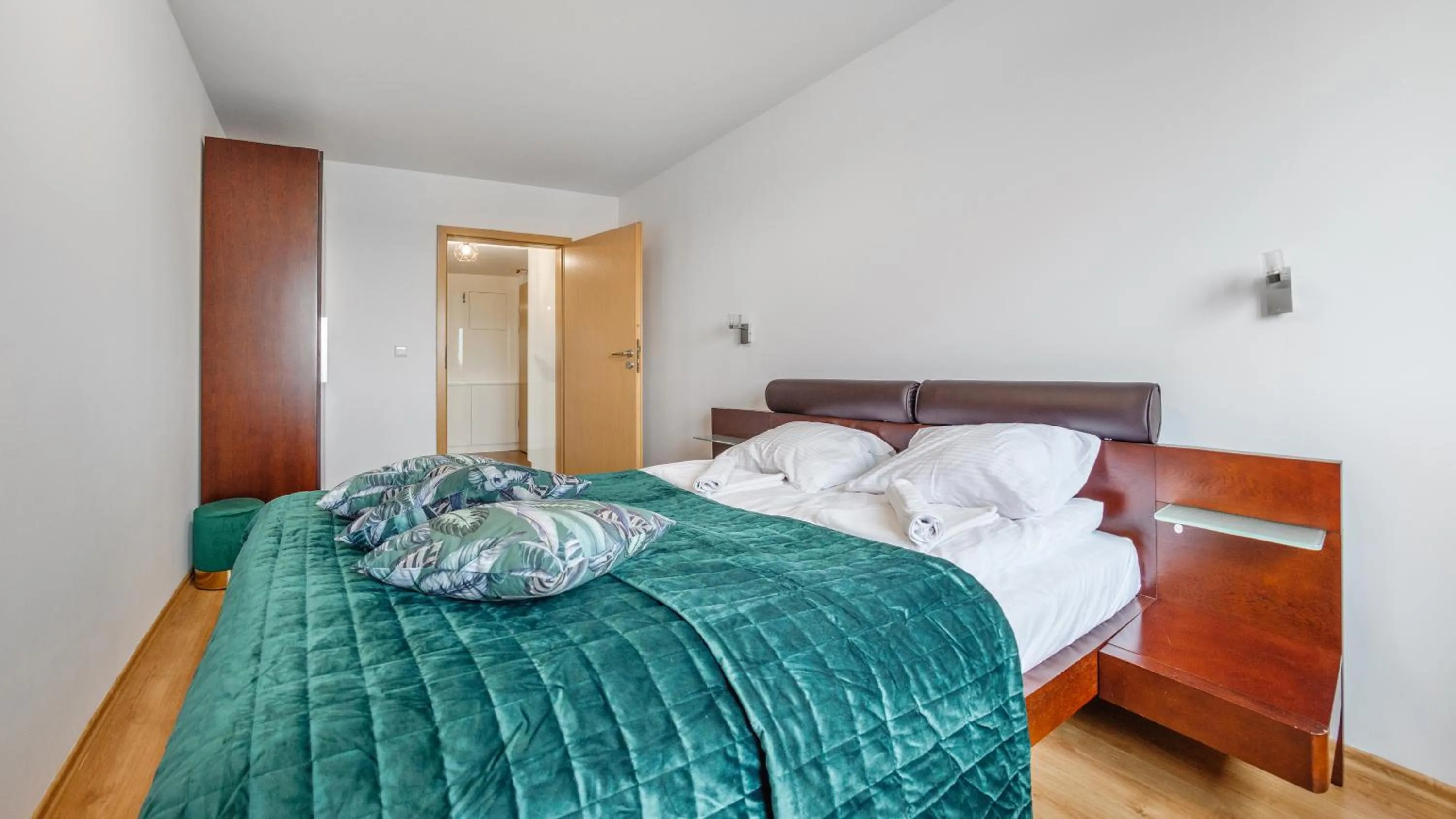 Bed in Na Klifie, Sun & Snow