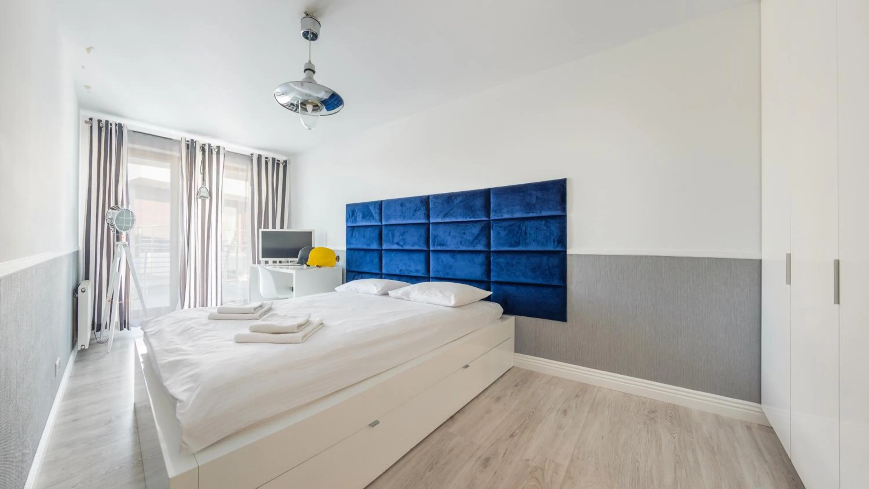 Bed in Na Klifie, Sun & Snow