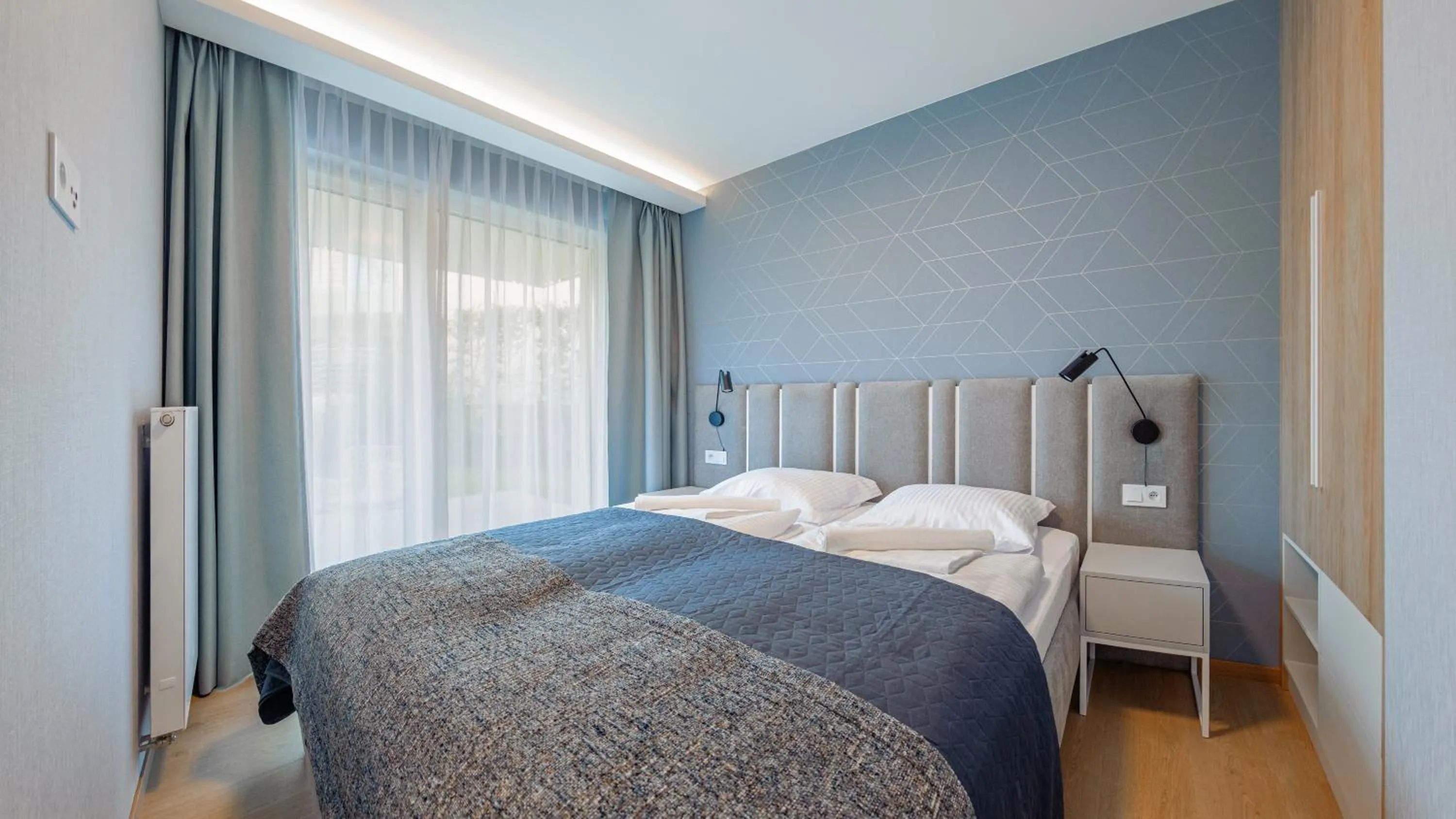 Bed in Na Klifie, Sun & Snow