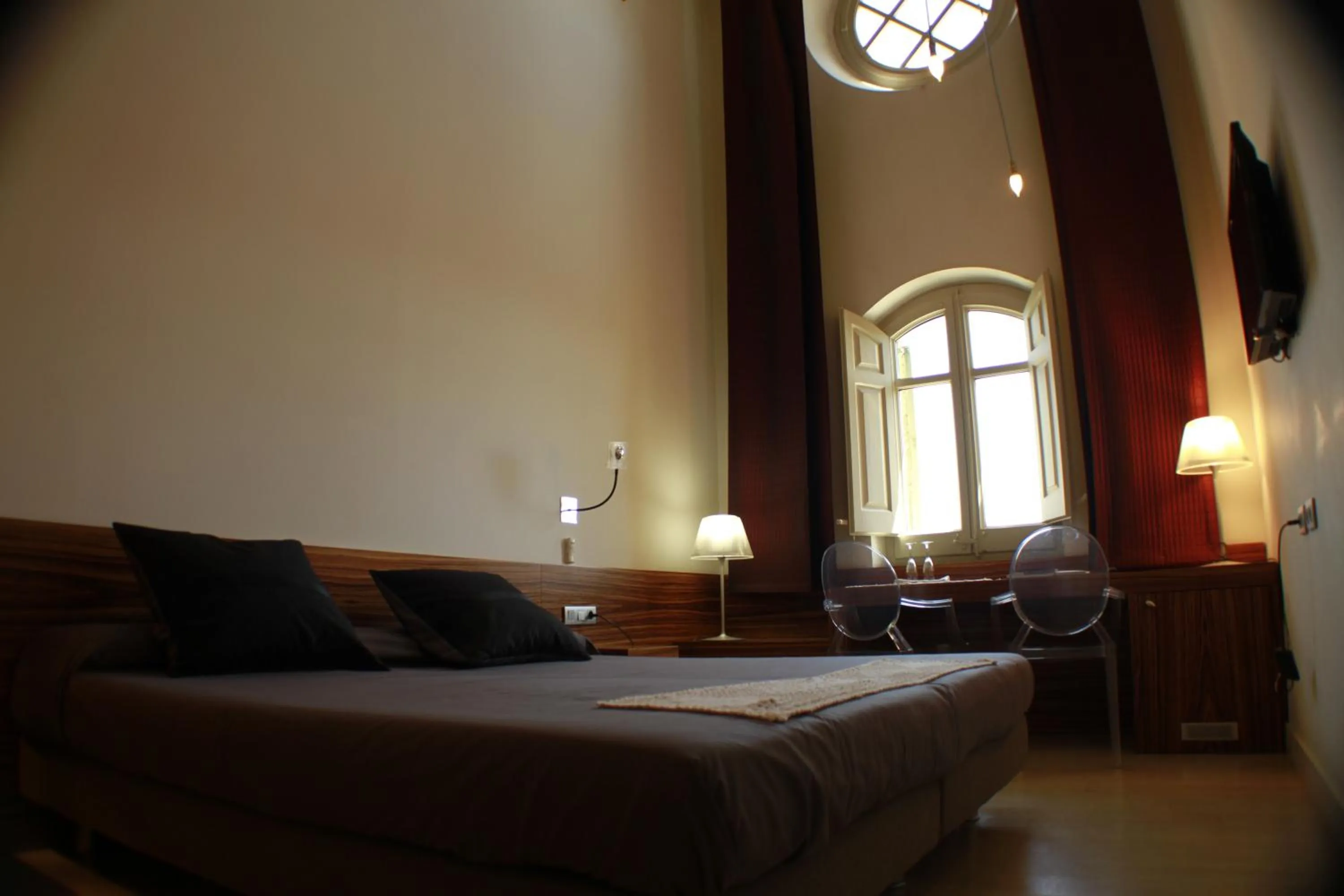 Photo of the whole room in Hotel Sant Roc