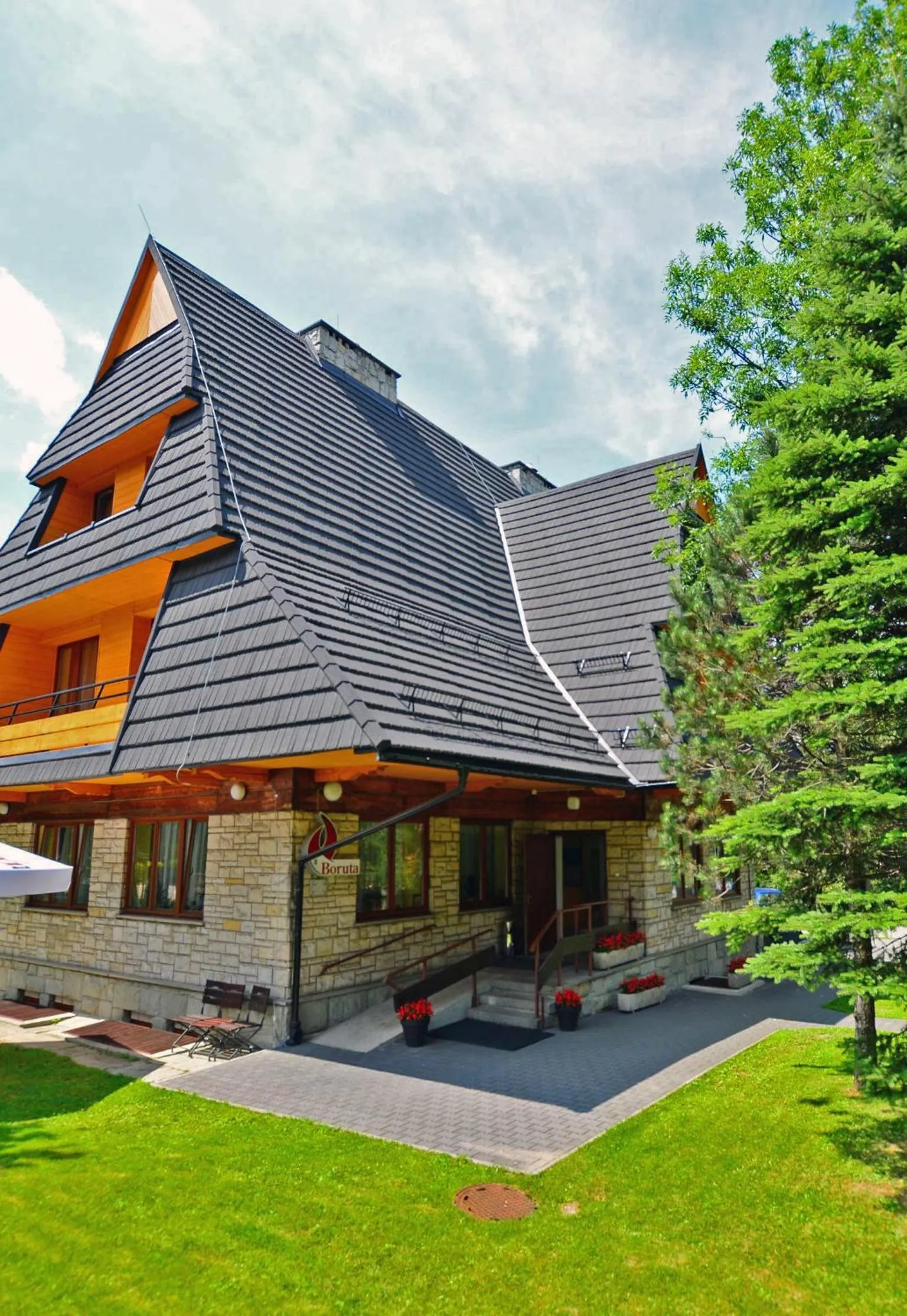 Facade/entrance in Hotel Boruta