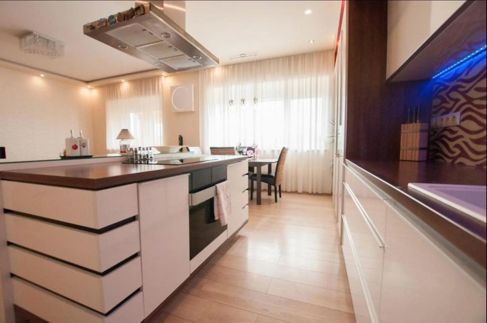 Kitchen or kitchenette in Prestige apartment