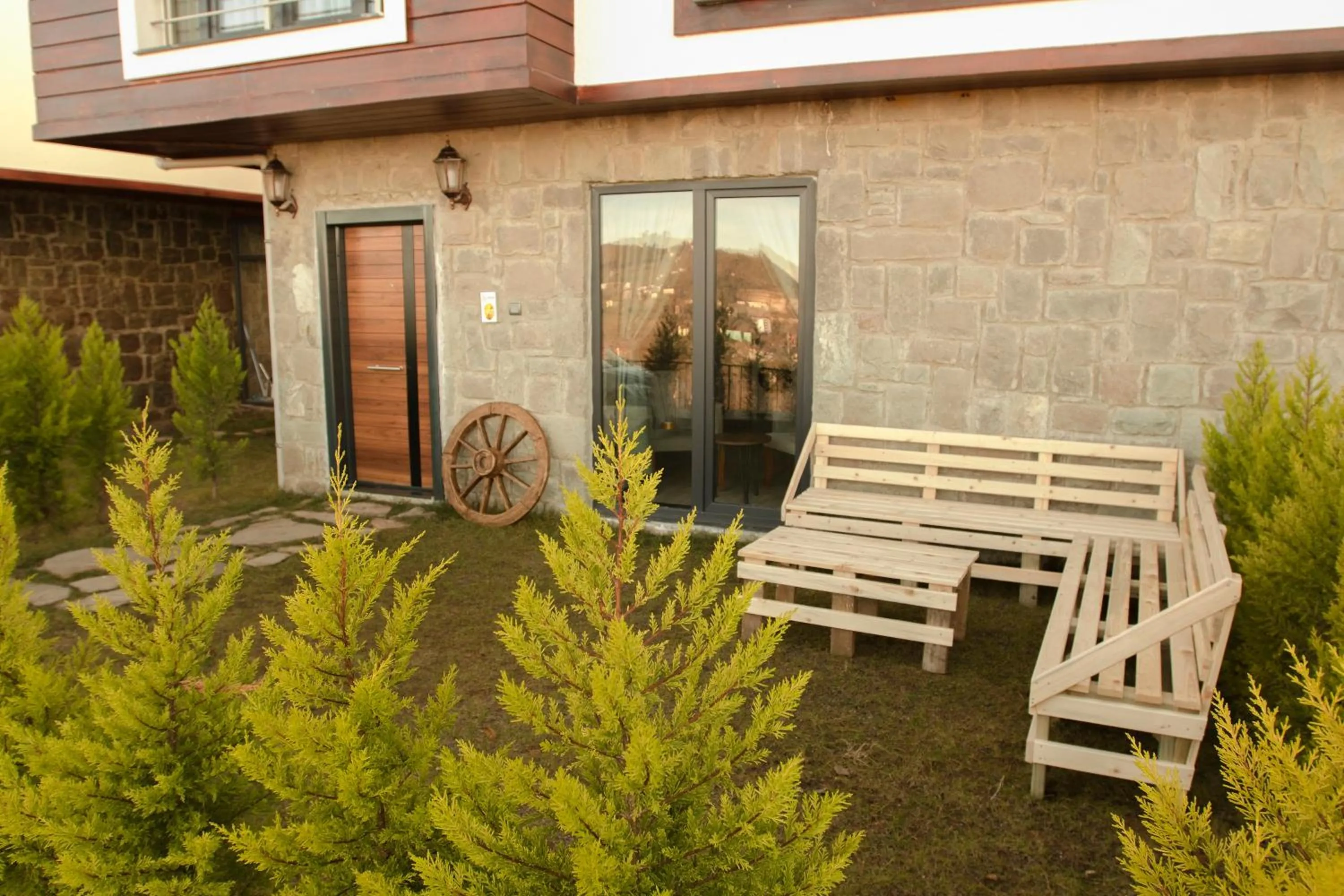 Facade/entrance in Royal Villa