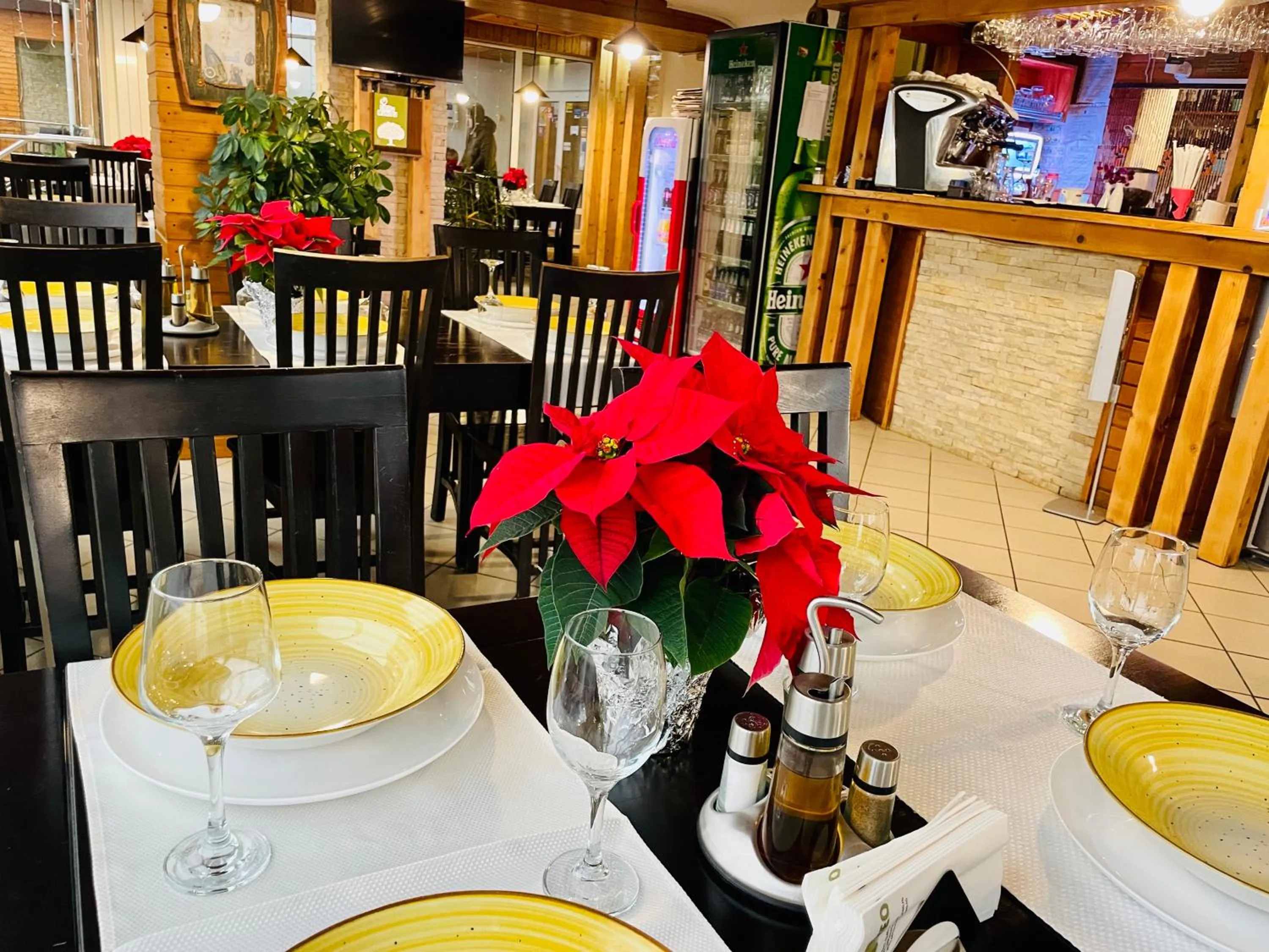 Restaurant/places to eat in Casa Teo