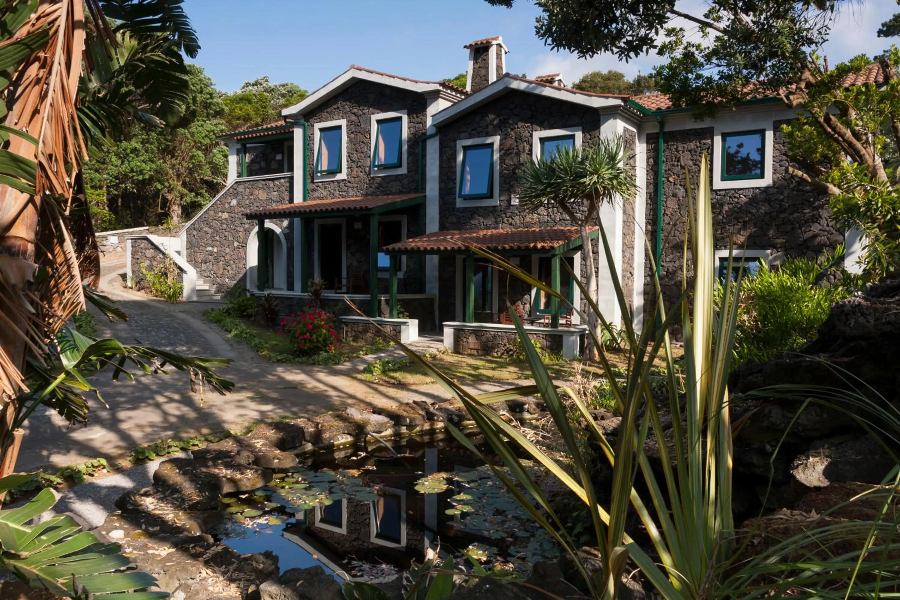 Facade/entrance in Aldeia da Fonte Hotel