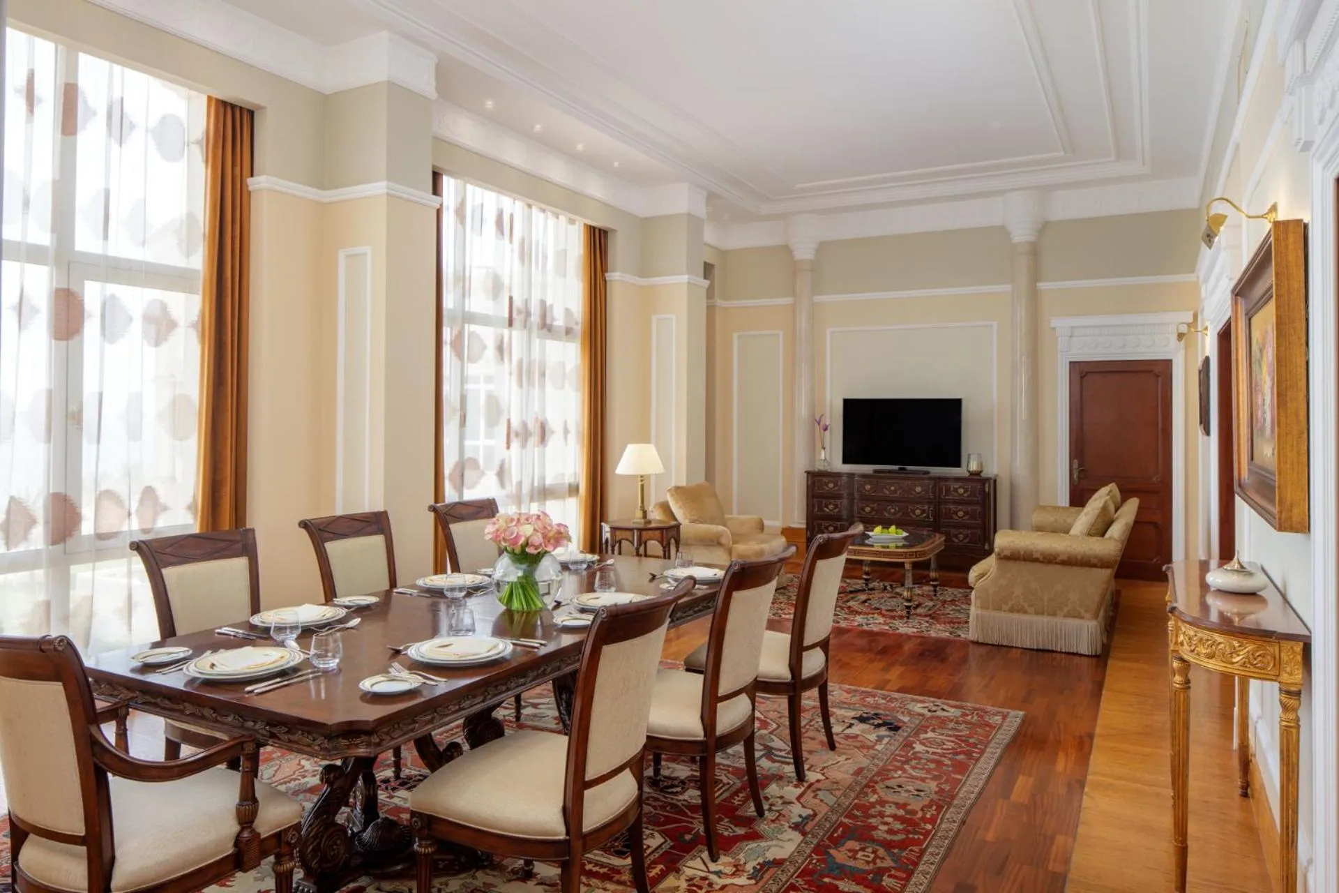 Living room in The Regency Hotel Kuwait