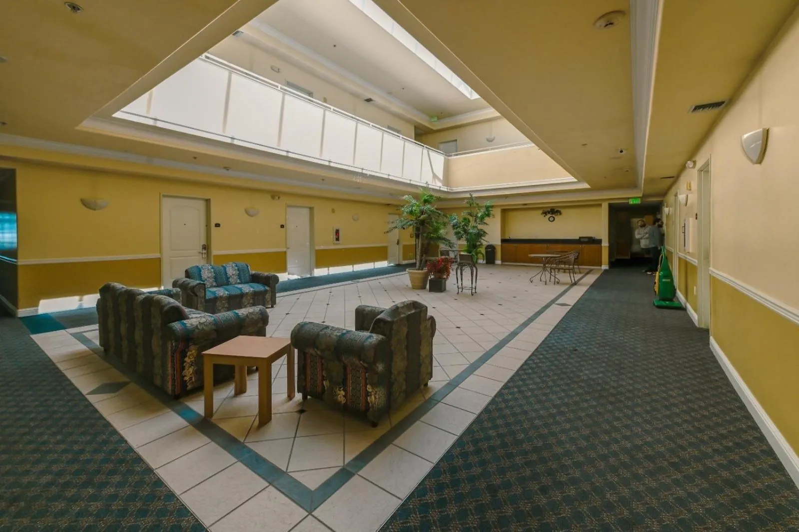 Gateway Inn and Suites San Francisco SFO Airport