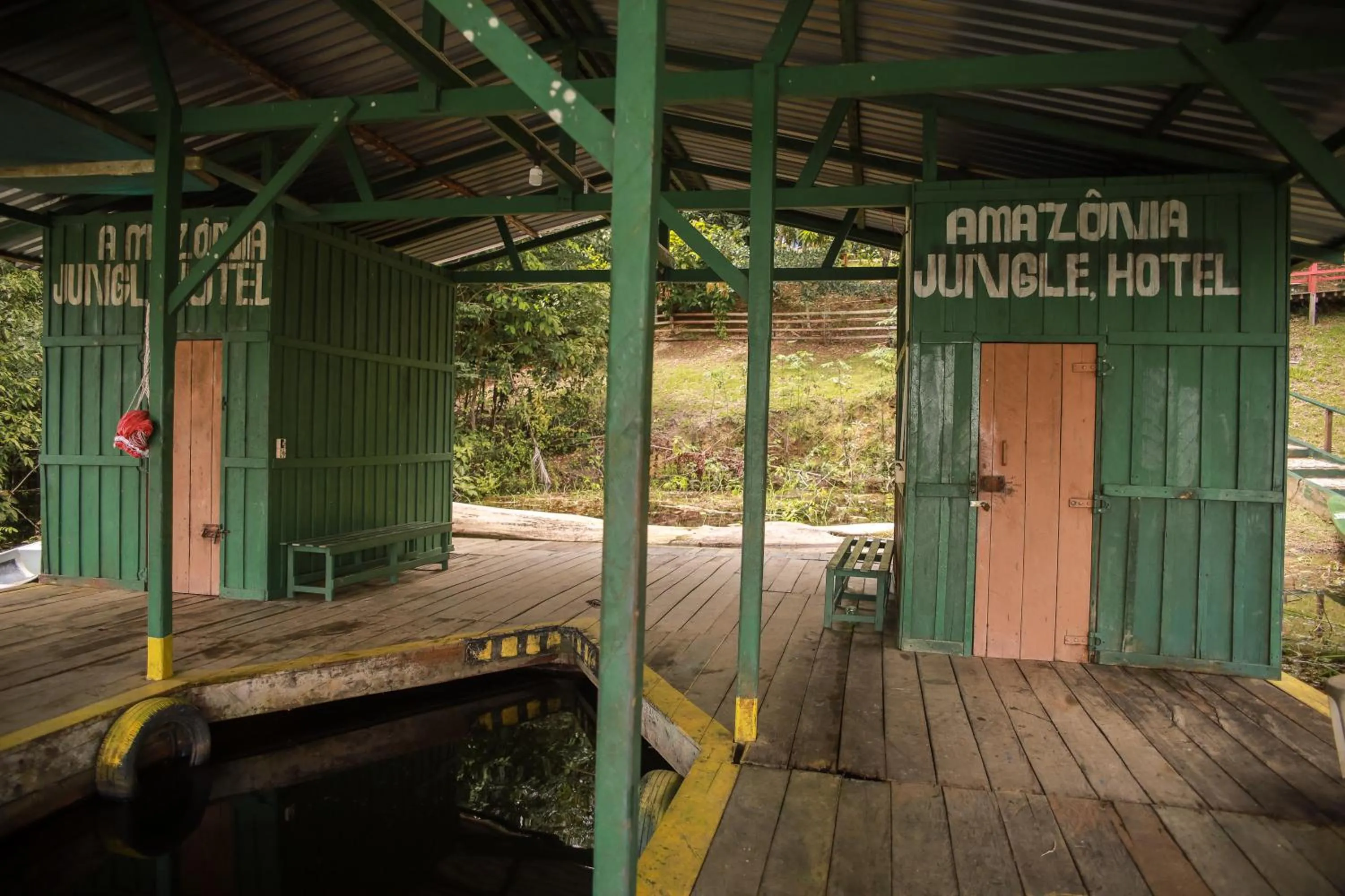 Amazonia Jungle Hotel