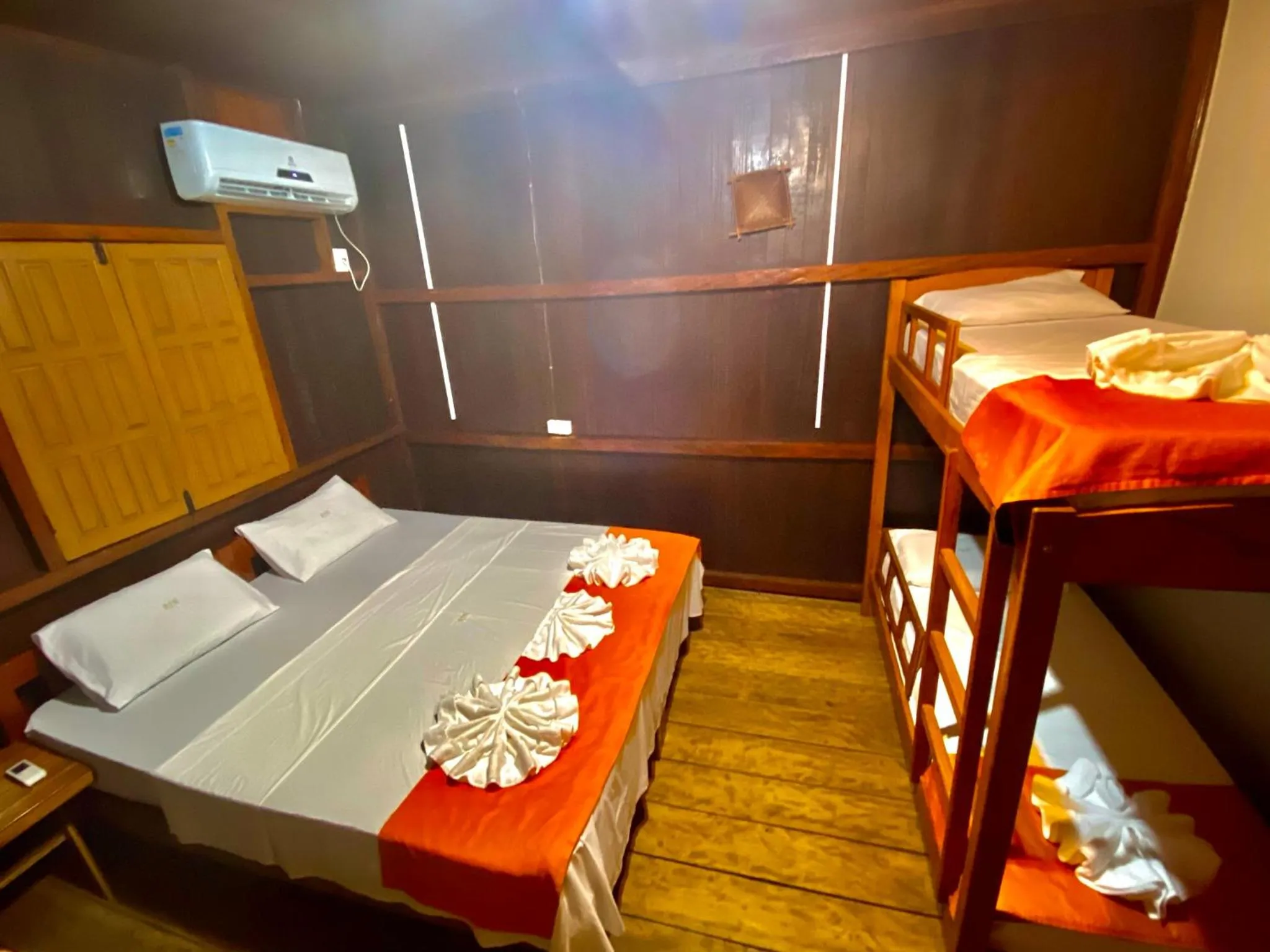 Bed in Amazonia Jungle Hotel