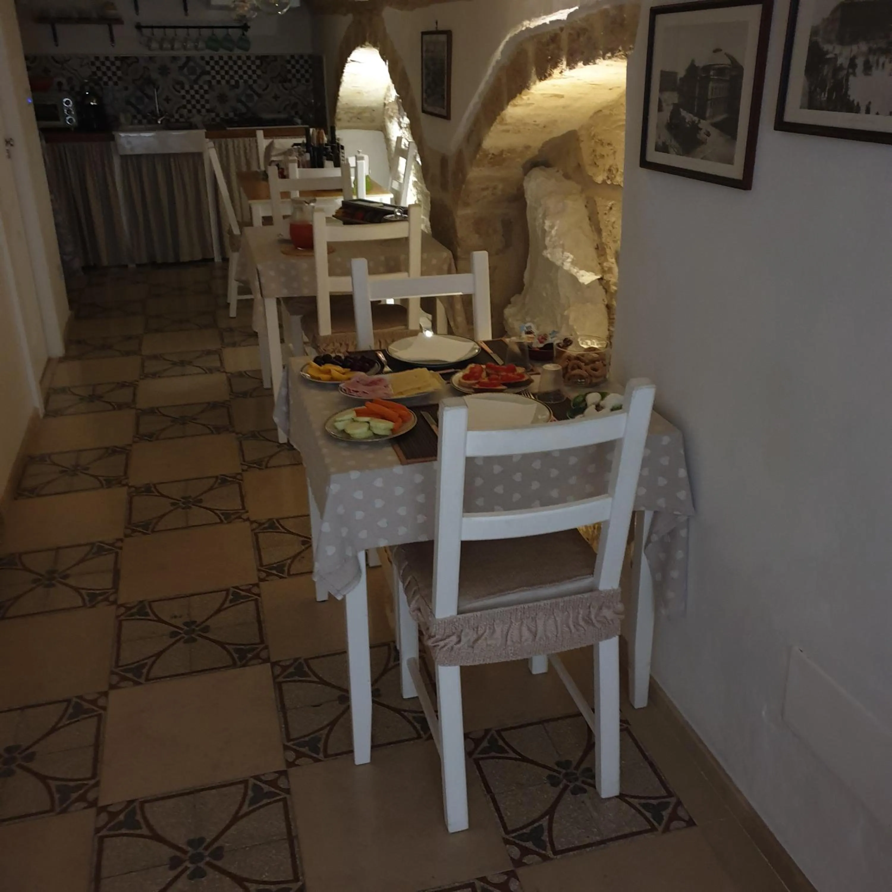 Dining area in B&B Dei Cardinale