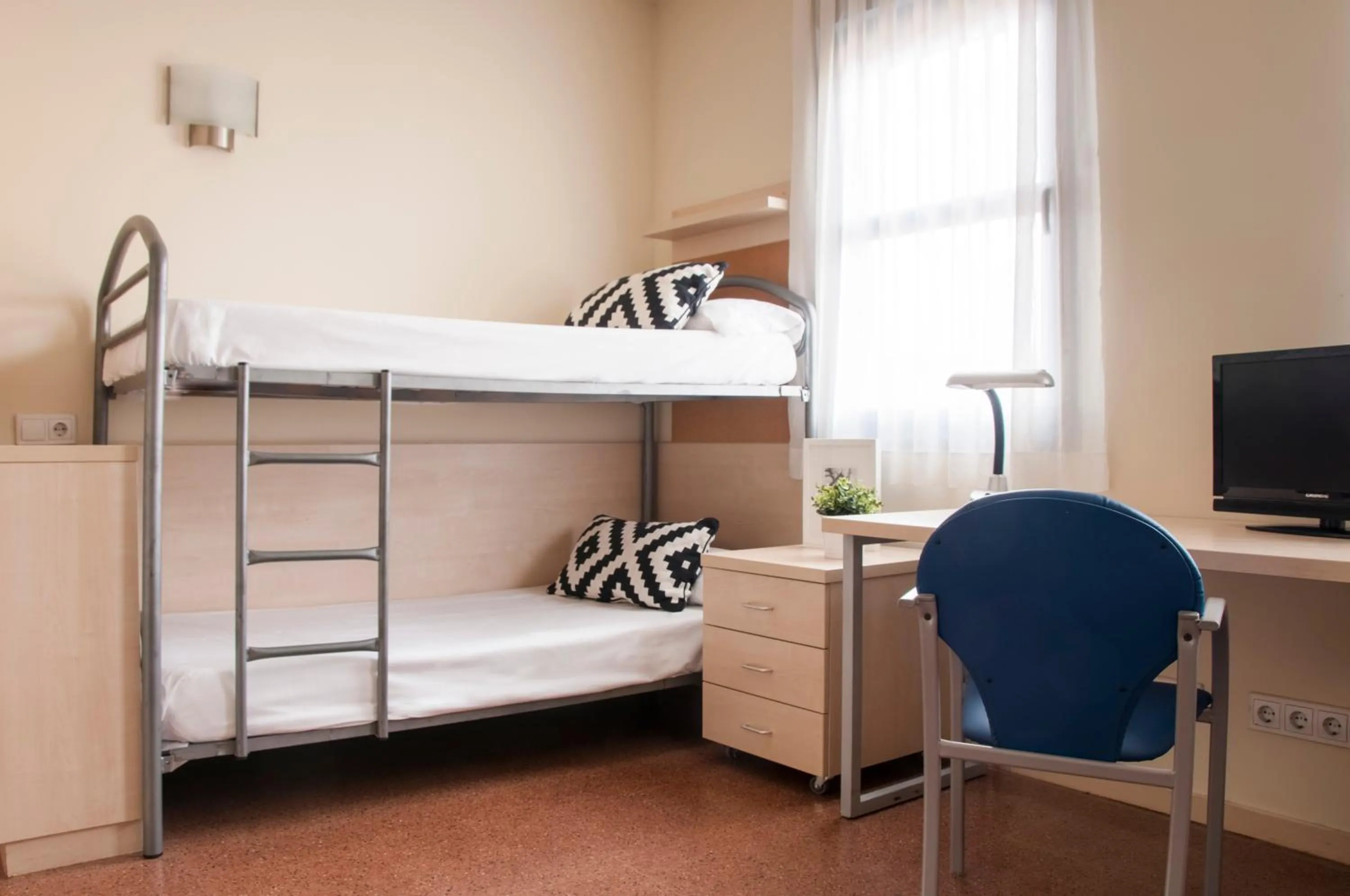 Quadruple Room in Residencia Universitaria Resa Blas De Otero