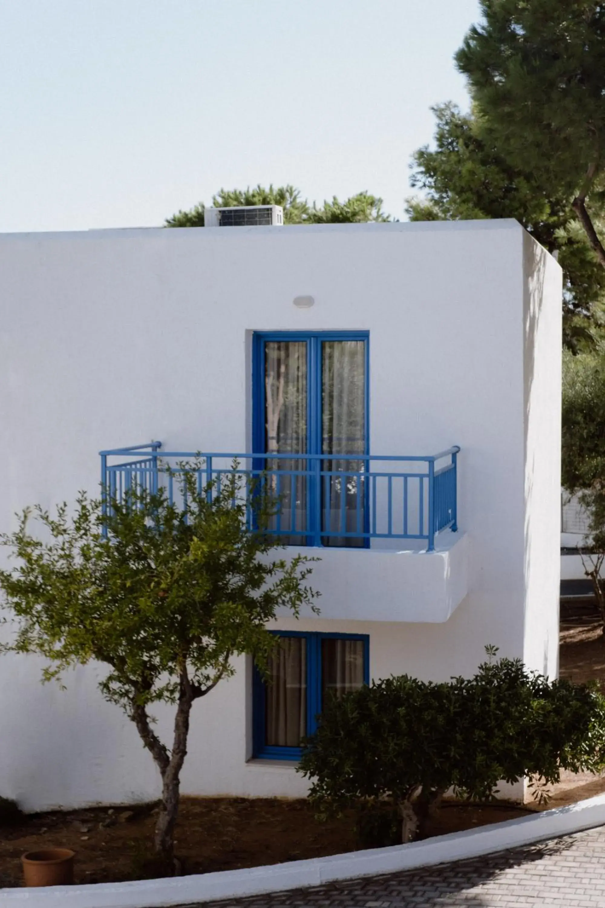 Double Room in Sunshine Village Hotel Double Room in Sunshine Village Hotel