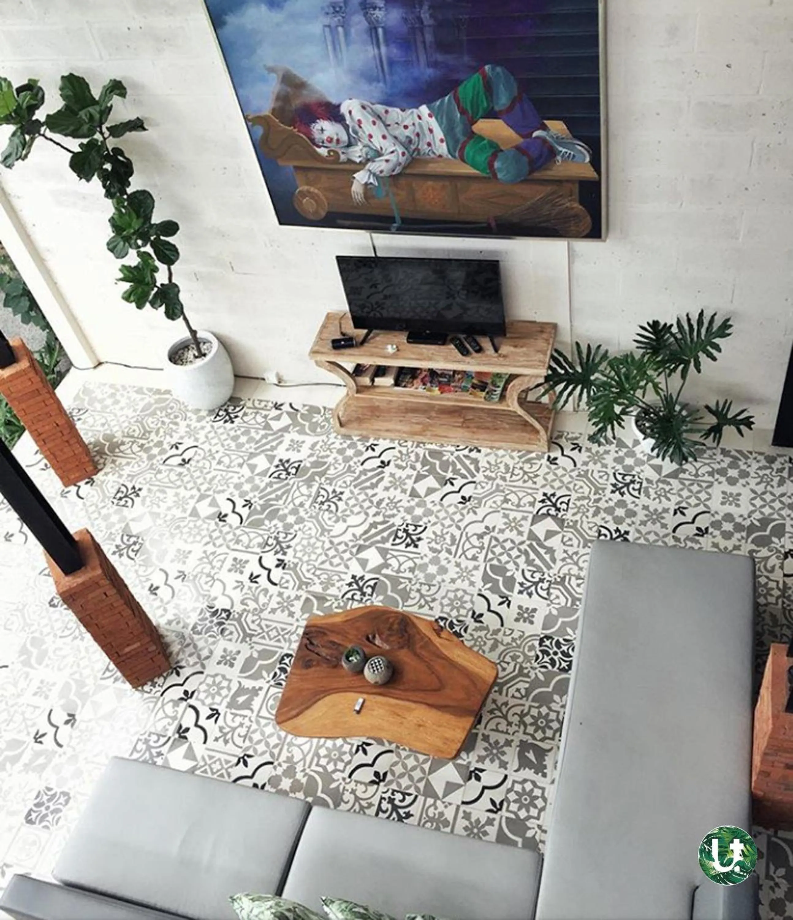 Communal lounge/ TV room in Ubud Tropical